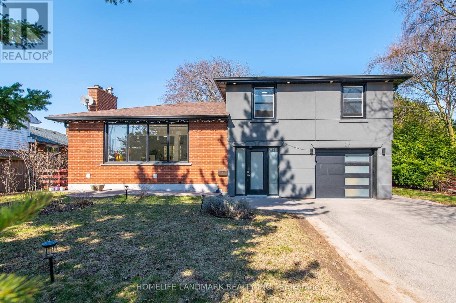 431 Walker's Line, Burlington, Ontario  L7N 2C9 - Photo 3 - W12409407
