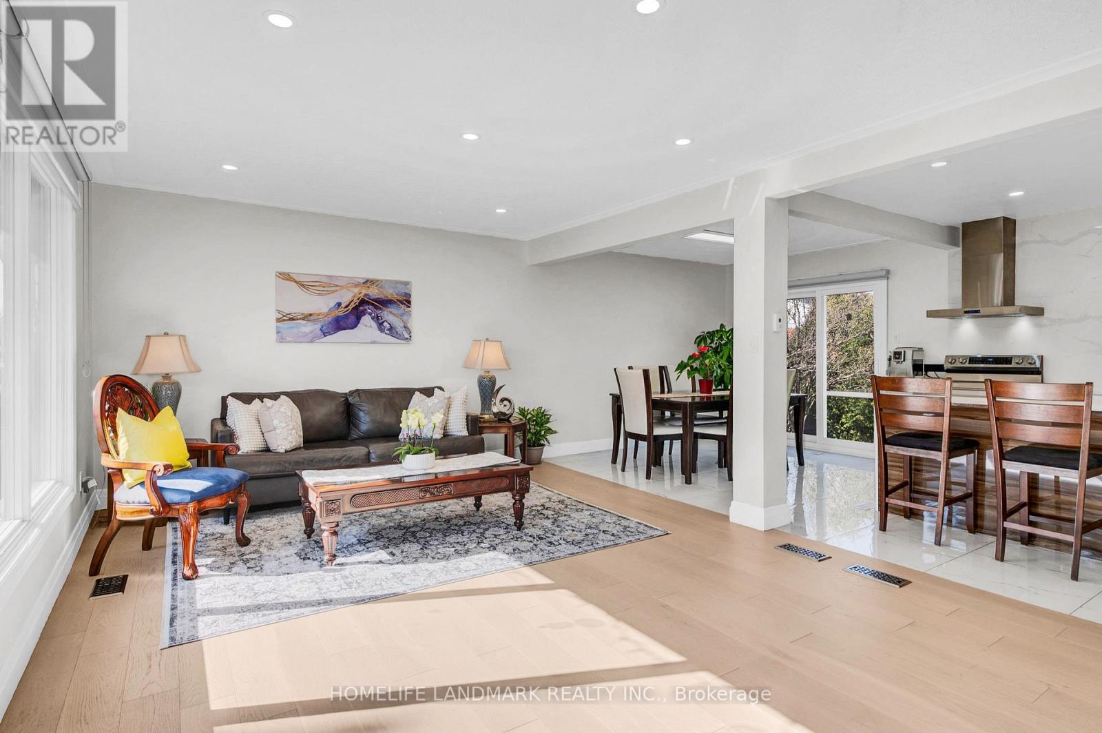 431 Walker's Line, Burlington, Ontario  L7N 2C9 - Photo 9 - W12409407