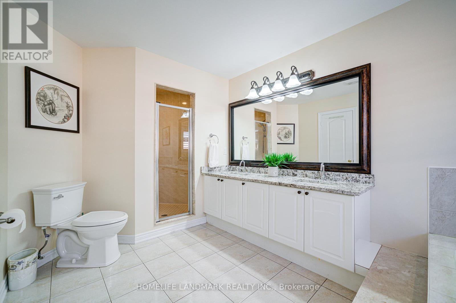 1388 Pinery Crescent, Oakville, Ontario  L6H 7J7 - Photo 30 - W12409441