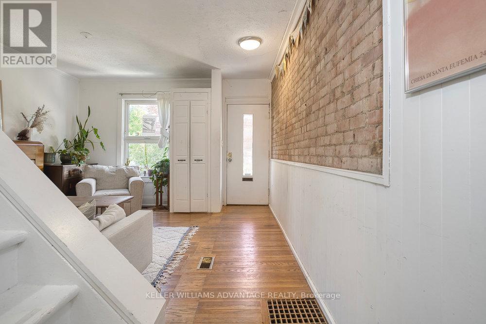 32 Bartlett Avenue, Toronto, Ontario  M6H 3E6 - Photo 10 - W12409446