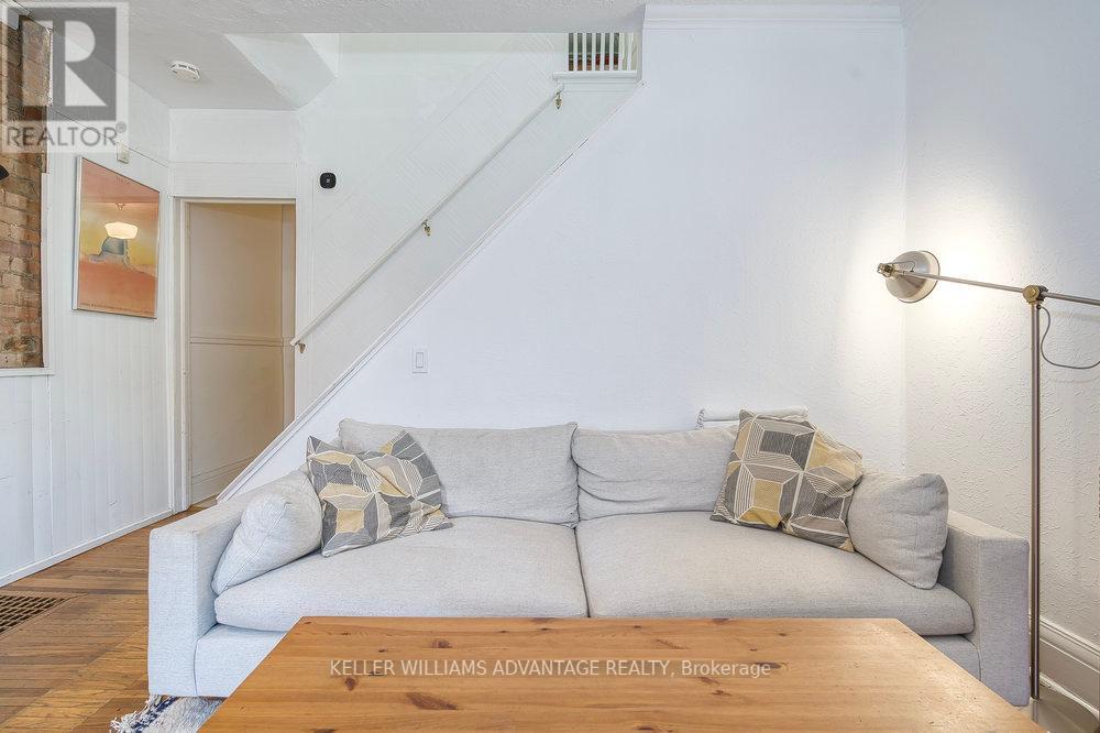 32 Bartlett Avenue, Toronto, Ontario  M6H 3E6 - Photo 7 - W12409446