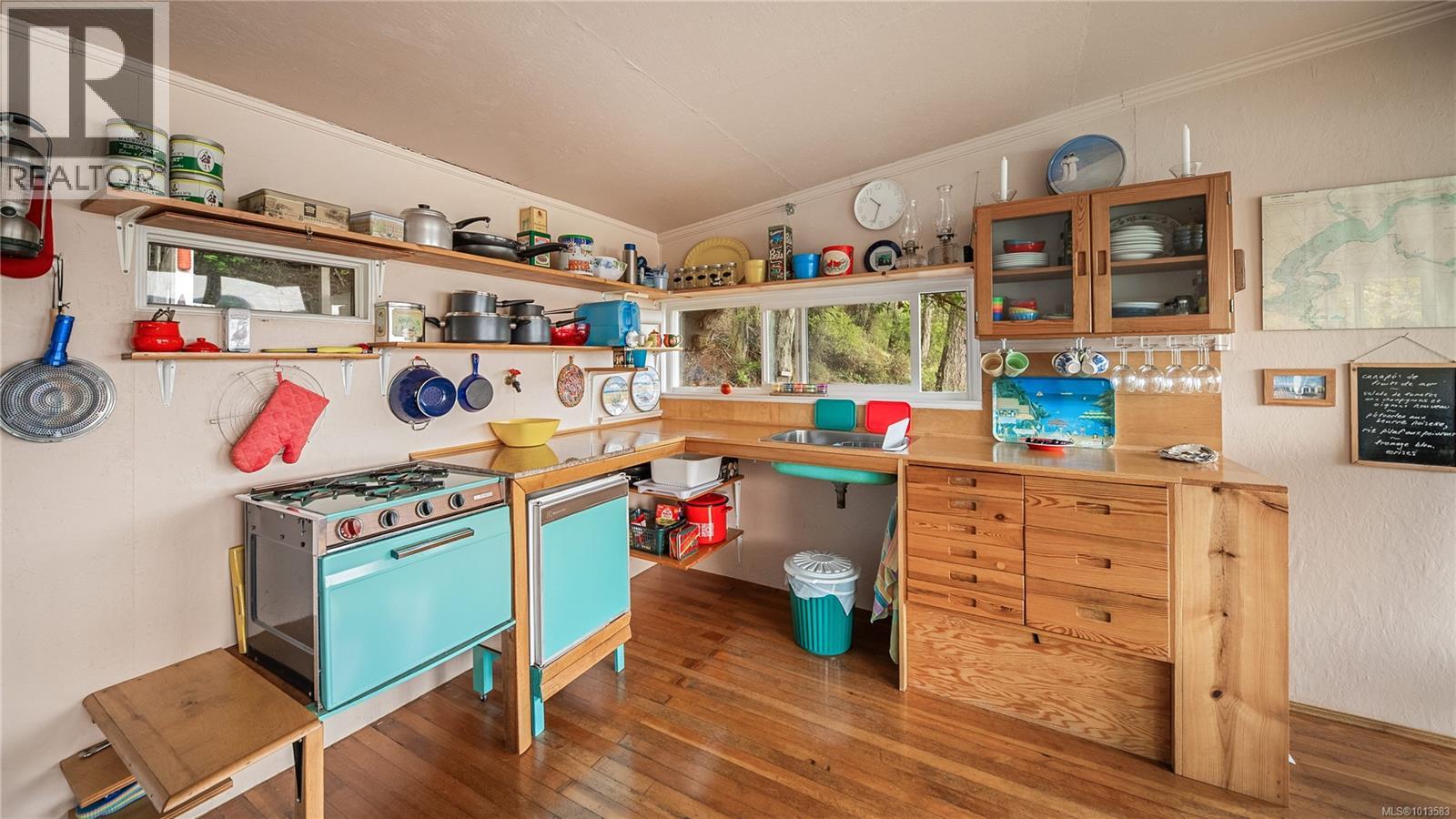 6320 East Sooke Rd, Sooke, British Columbia  V9Z 1A1 - Photo 39 - 1013583