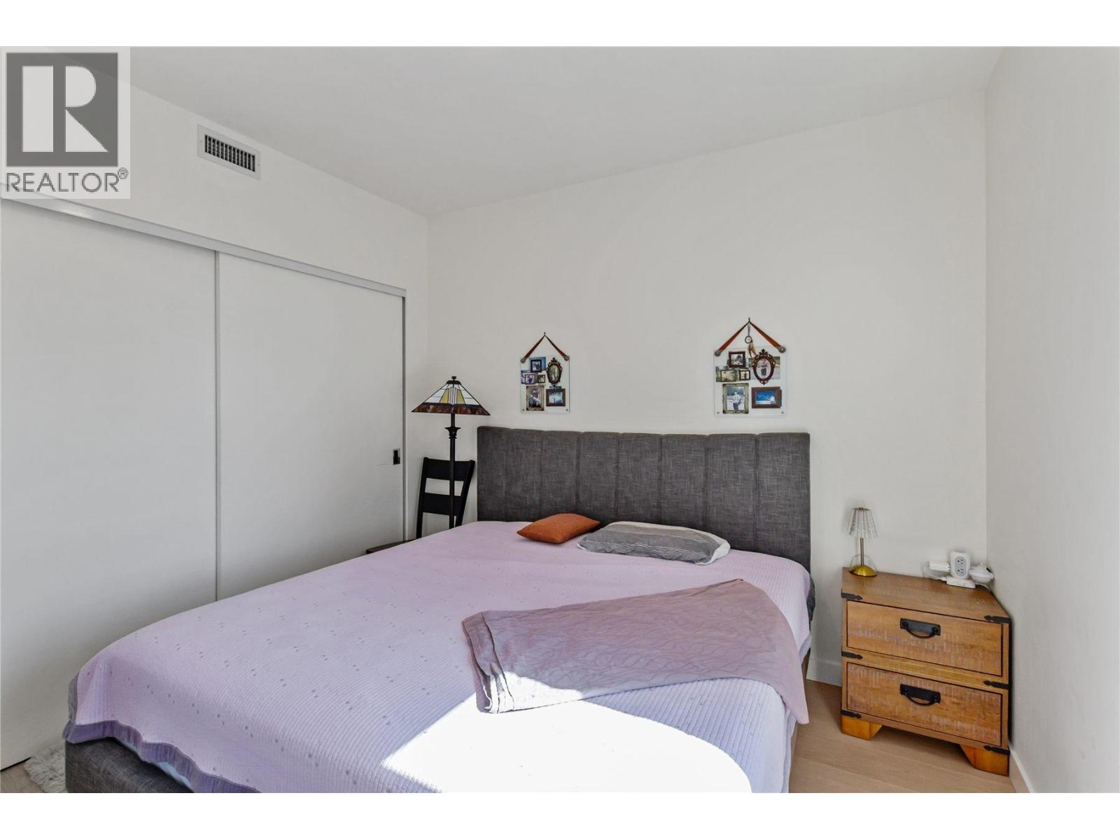1405 200 Klahanie Court, West Vancouver, British Columbia  V7P 0E4 - Photo 12 - R3048184