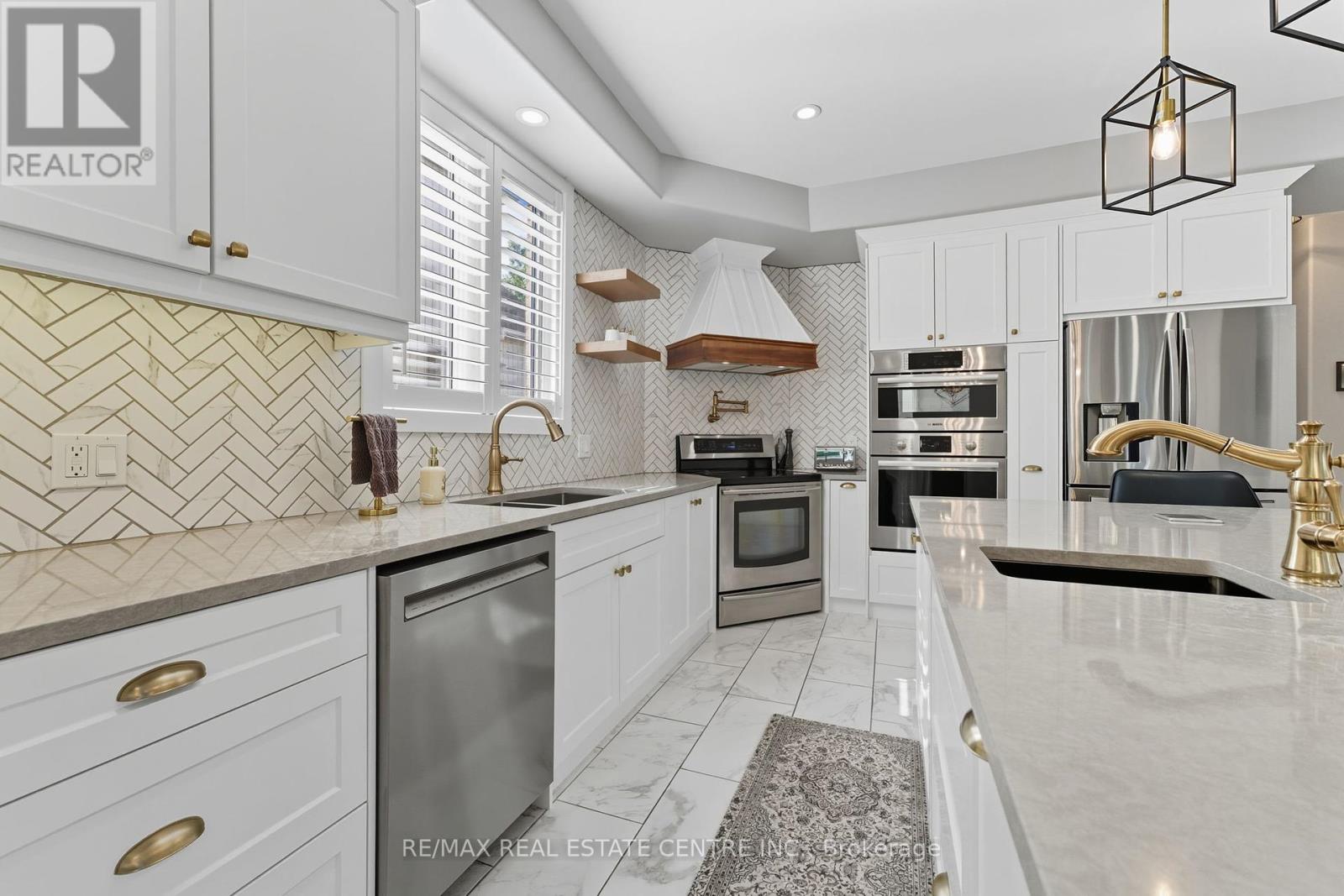 58 Winding Wood Crescent, Kitchener, Ontario  N2P 2L6 - Photo 17 - X12409335