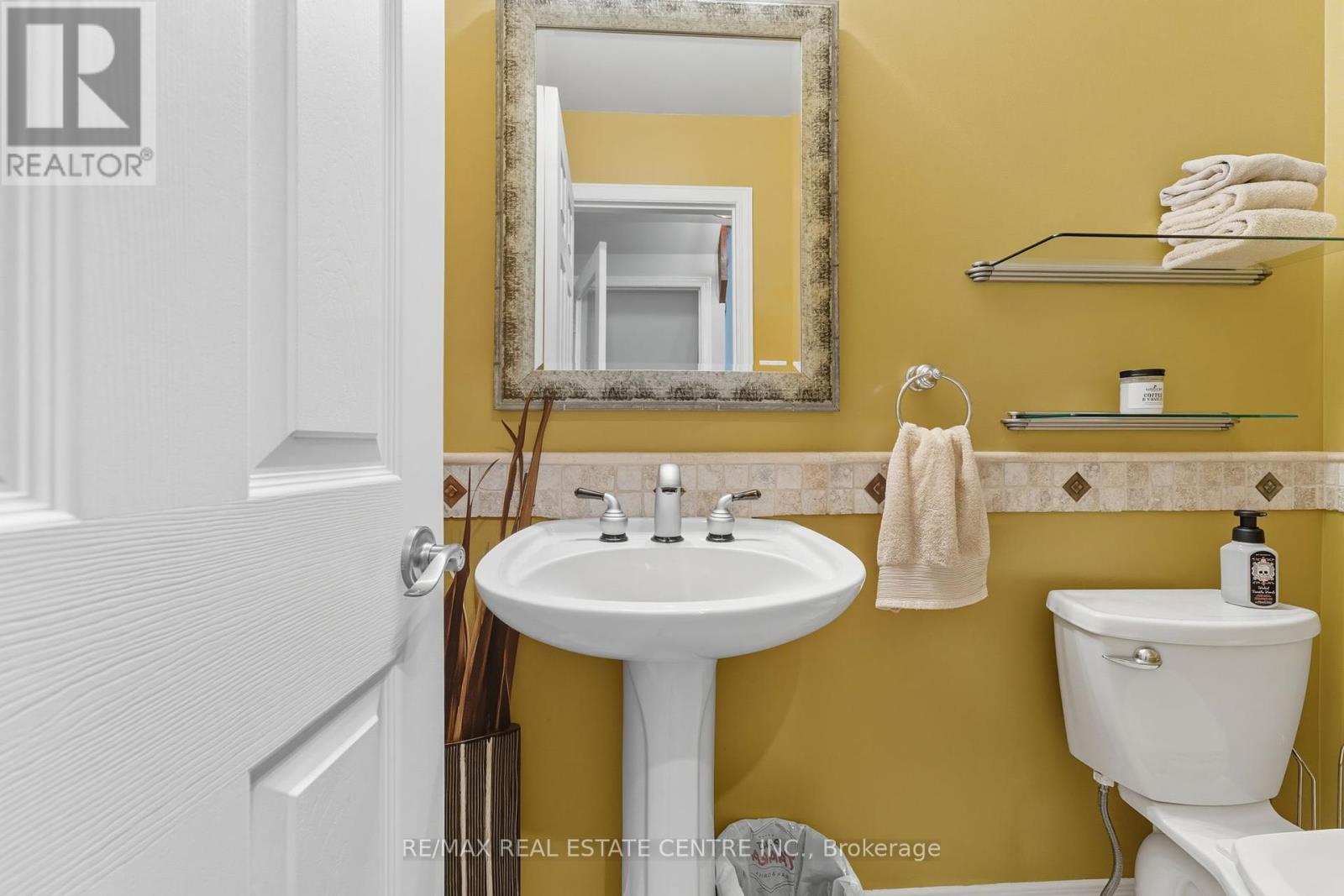 58 Winding Wood Crescent, Kitchener, Ontario  N2P 2L6 - Photo 24 - X12409335