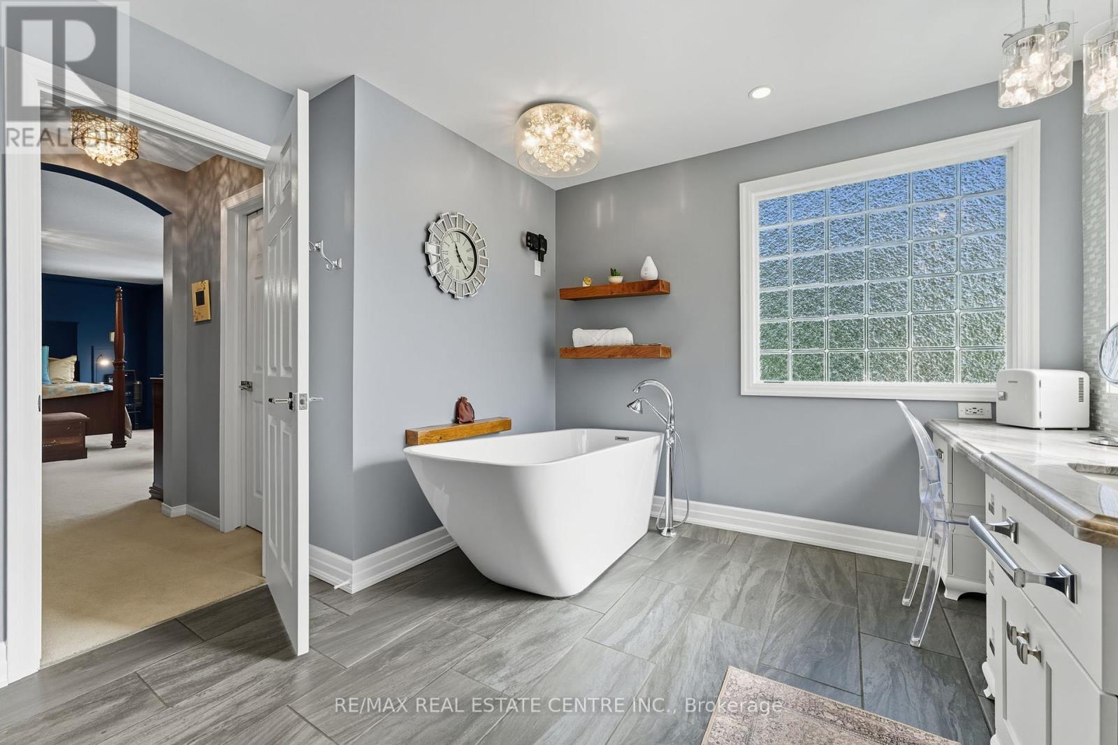 58 Winding Wood Crescent, Kitchener, Ontario  N2P 2L6 - Photo 29 - X12409335