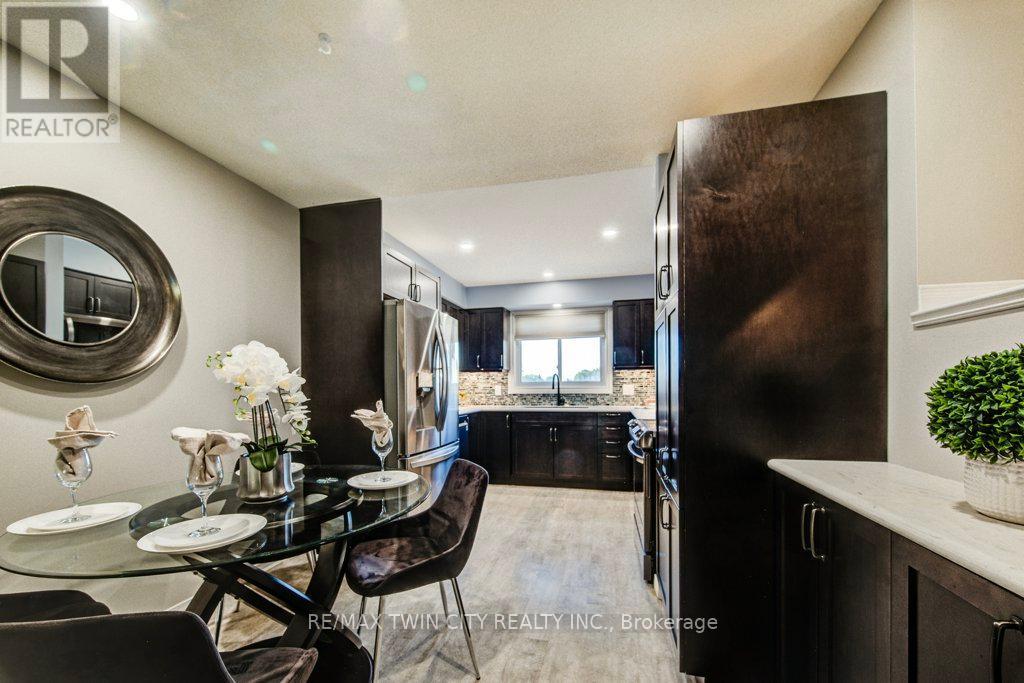 29 - 589 Beechwood Drive, Waterloo, Ontario  N2T 2K9 - Photo 14 - X12409410