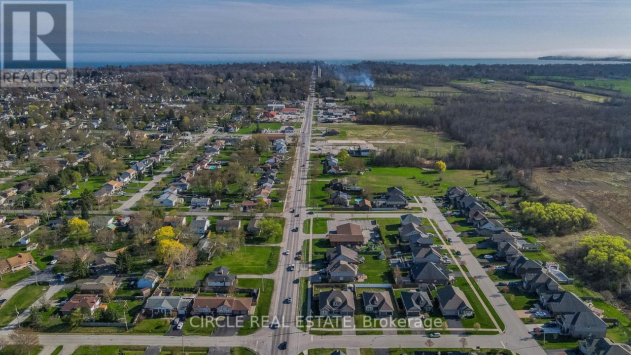 501 Gorham Road, Fort Erie, Ontario  L0S 1N0 - Photo 3 - X12409413