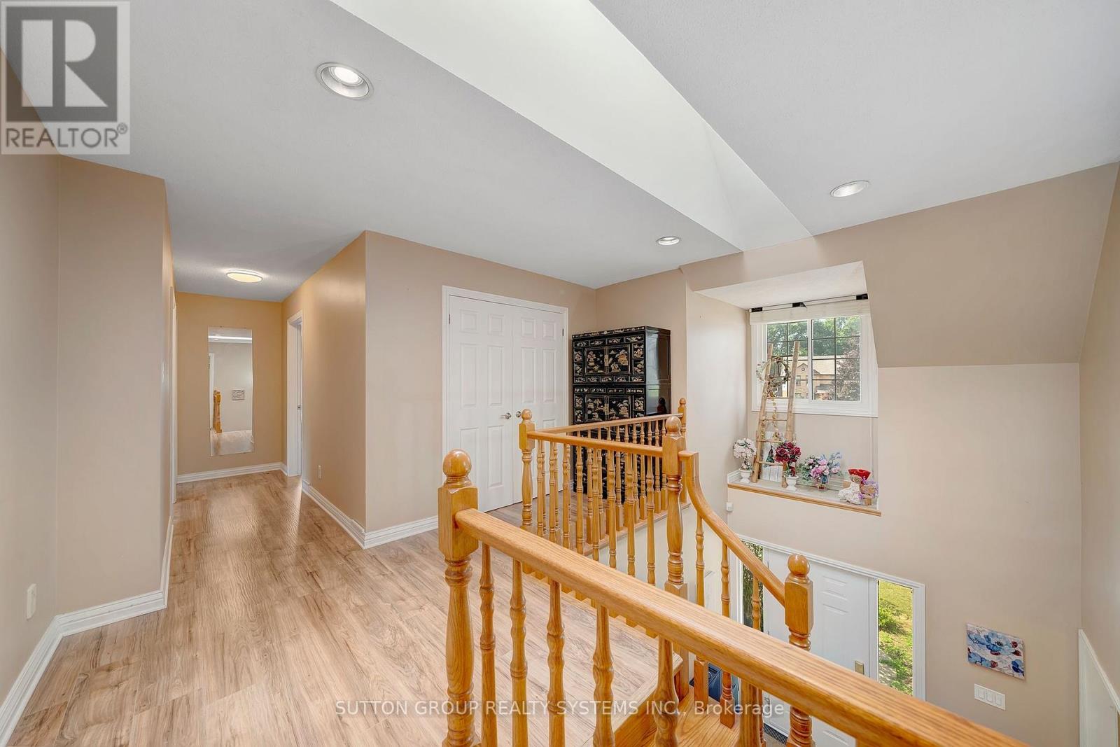 8017 Hampton Court, Niagara Falls, Ontario  L2H 2R4 - Photo 26 - X12409419