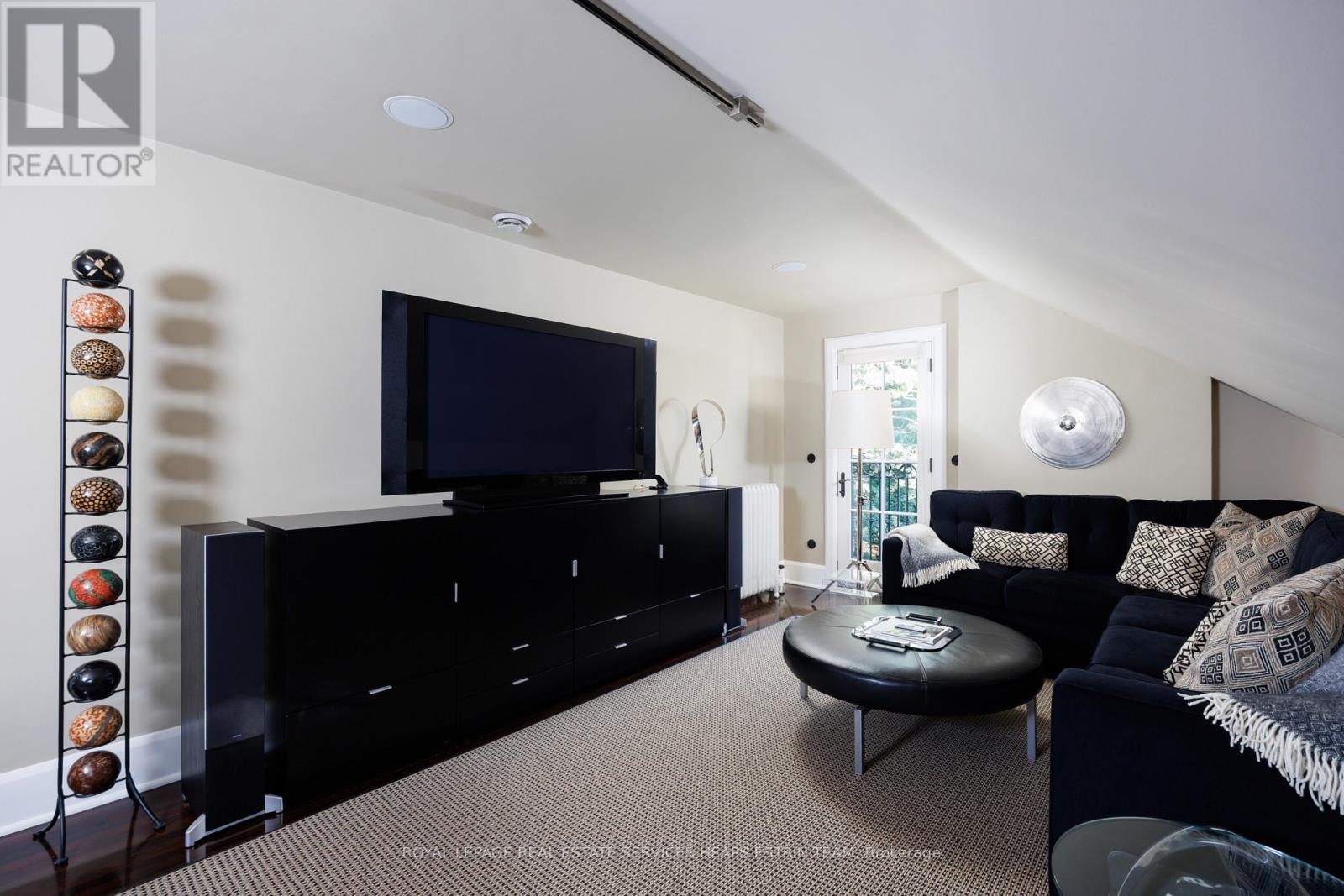 75 Queen Street, Guelph, Ontario  N1E 4R9 - Photo 44 - X12409433