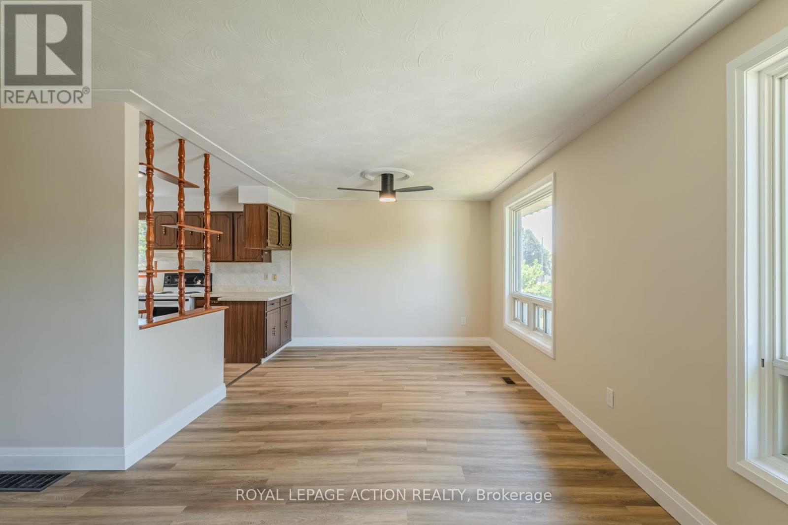 9 Bannister Street, Brant, Ontario N0E 1L0 - Photo 10 - X12409450