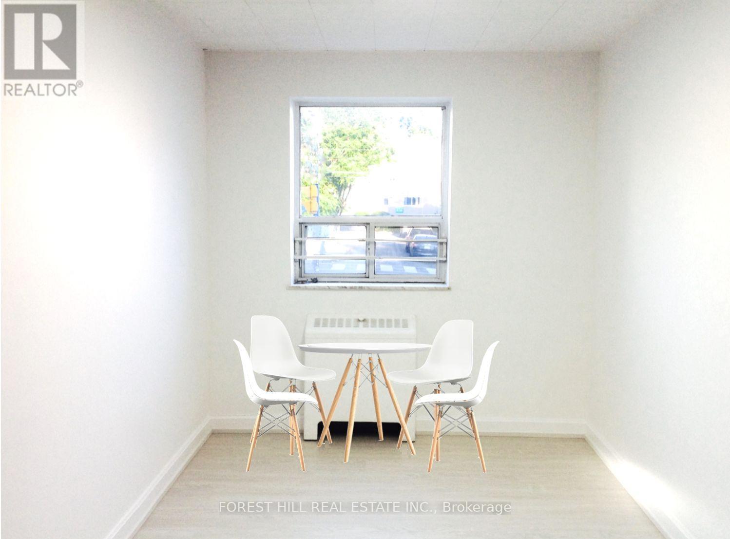 200 - 226 Bathurst Street, Toronto, Ontario  M5T 2R9 - Photo 10 - C12409429