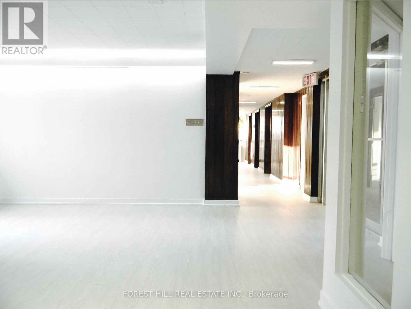 200 - 226 Bathurst Street, Toronto, Ontario  M5T 2R9 - Photo 8 - C12409429