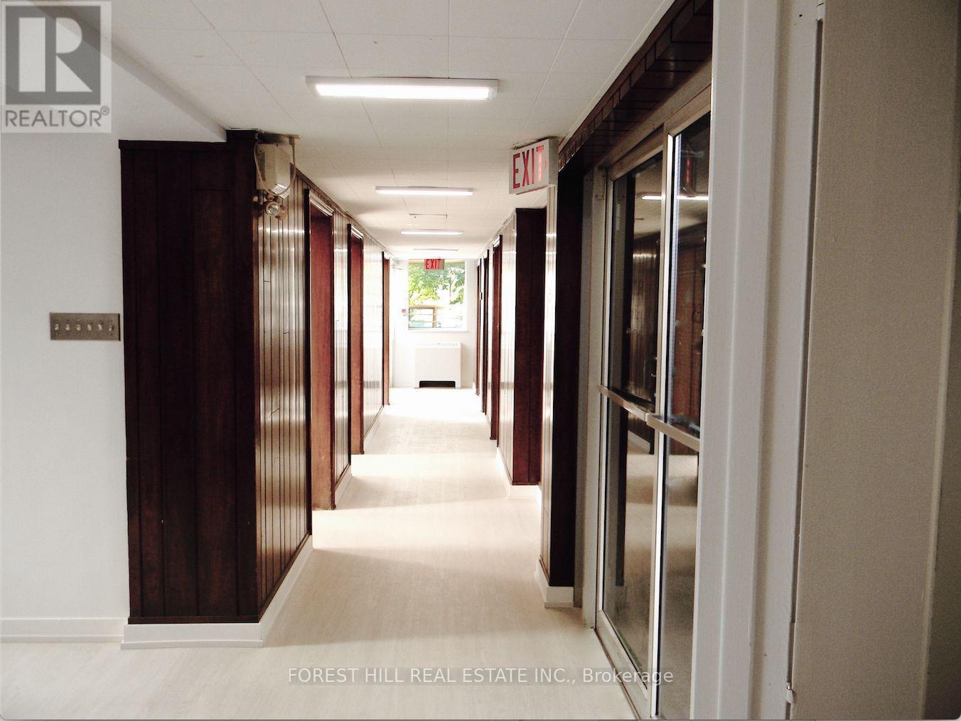 200 - 226 Bathurst Street, Toronto, Ontario  M5T 2R9 - Photo 3 - C12409429