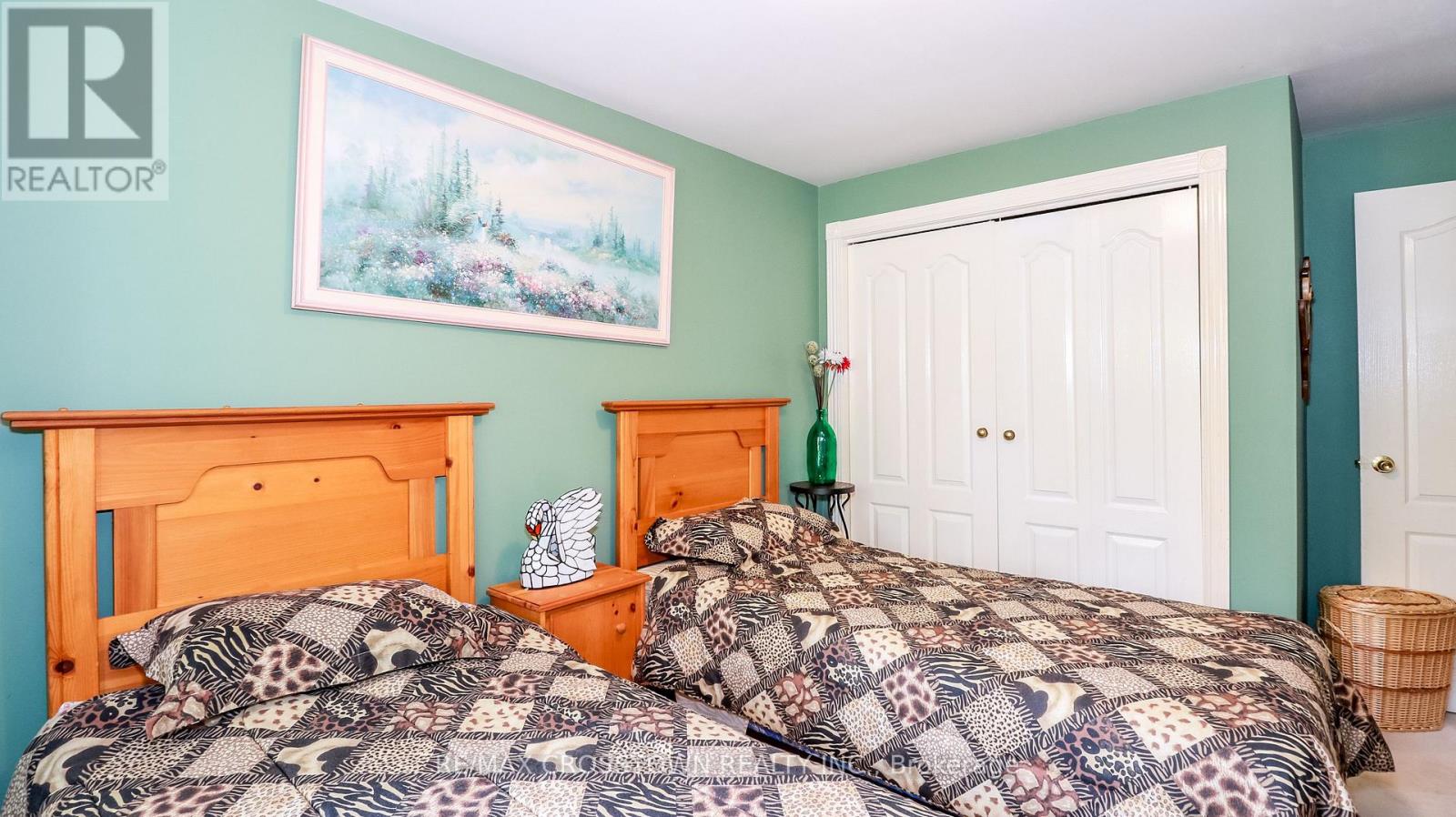 155 Parkside Drive, Oro-Medonte, Ontario  L3V 0K2 - Photo 30 - S12380334