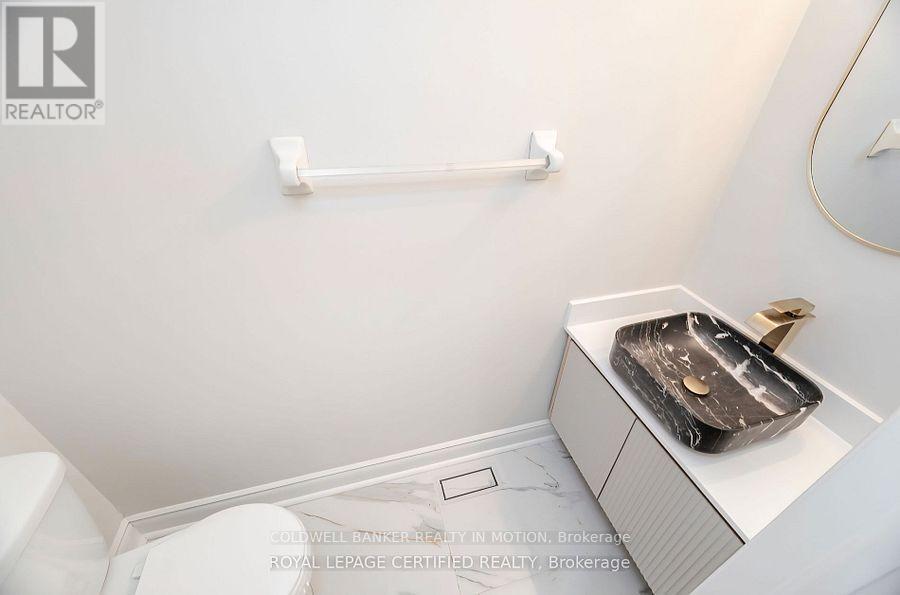 3173 Bentley Drive, Mississauga (Churchill Meadows), Ontario  L5M 6L3 - Photo 20 - W12387128