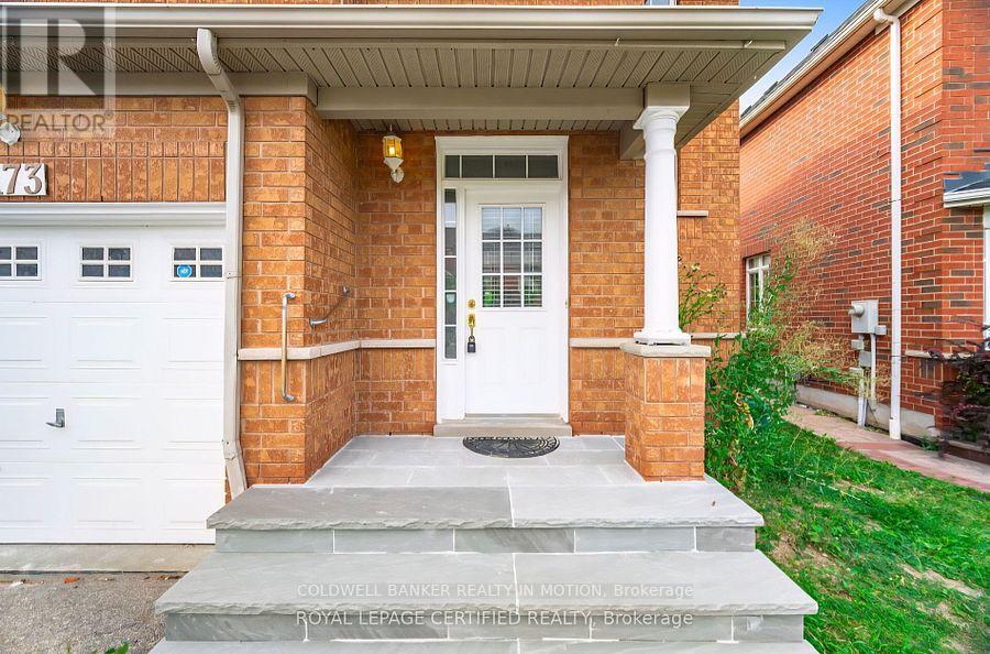 3173 Bentley Drive, Mississauga (Churchill Meadows), Ontario  L5M 6L3 - Photo 4 - W12387128