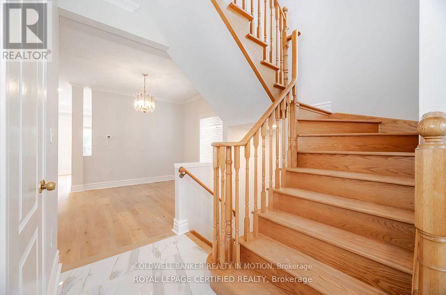 3173 Bentley Drive, Mississauga (Churchill Meadows), Ontario  L5M 6L3 - Photo 21 - W12387128
