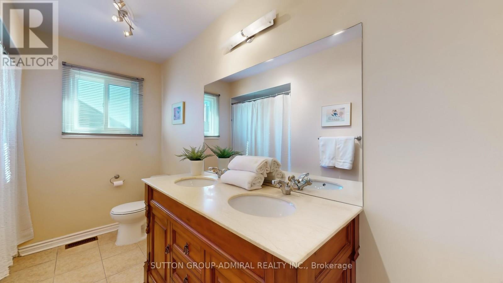 25 Flamingo Road, Vaughan (Uplands), Ontario  L4J 6Z5 - Photo 36 - N12407872