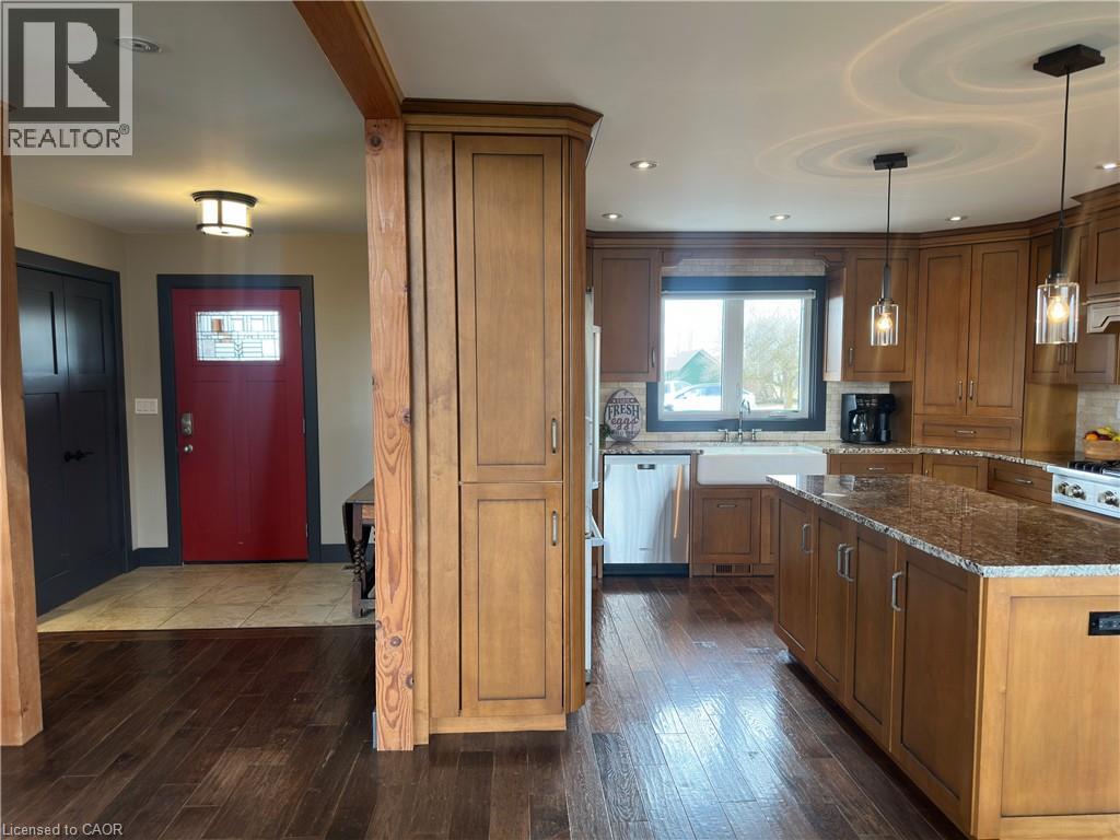 1655 Indiana Road, Canfield, Ontario  N0A 1C0 - Photo 11 - 40709771