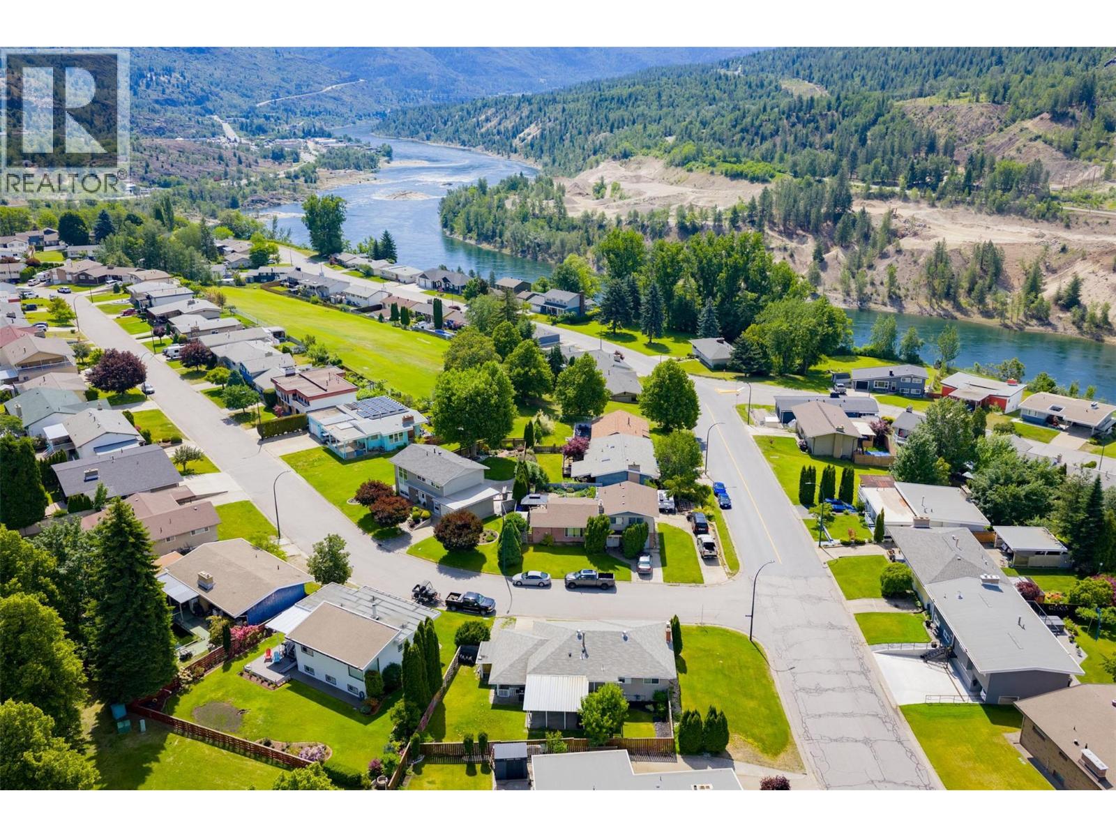 3725 Dogwood Drive, Trail, British Columbia  V1R 2V4 - Photo 4 - 10357865