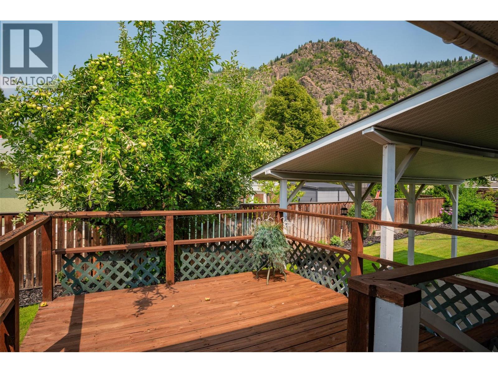 3725 Dogwood Drive, Trail, British Columbia  V1R 2V4 - Photo 35 - 10357865