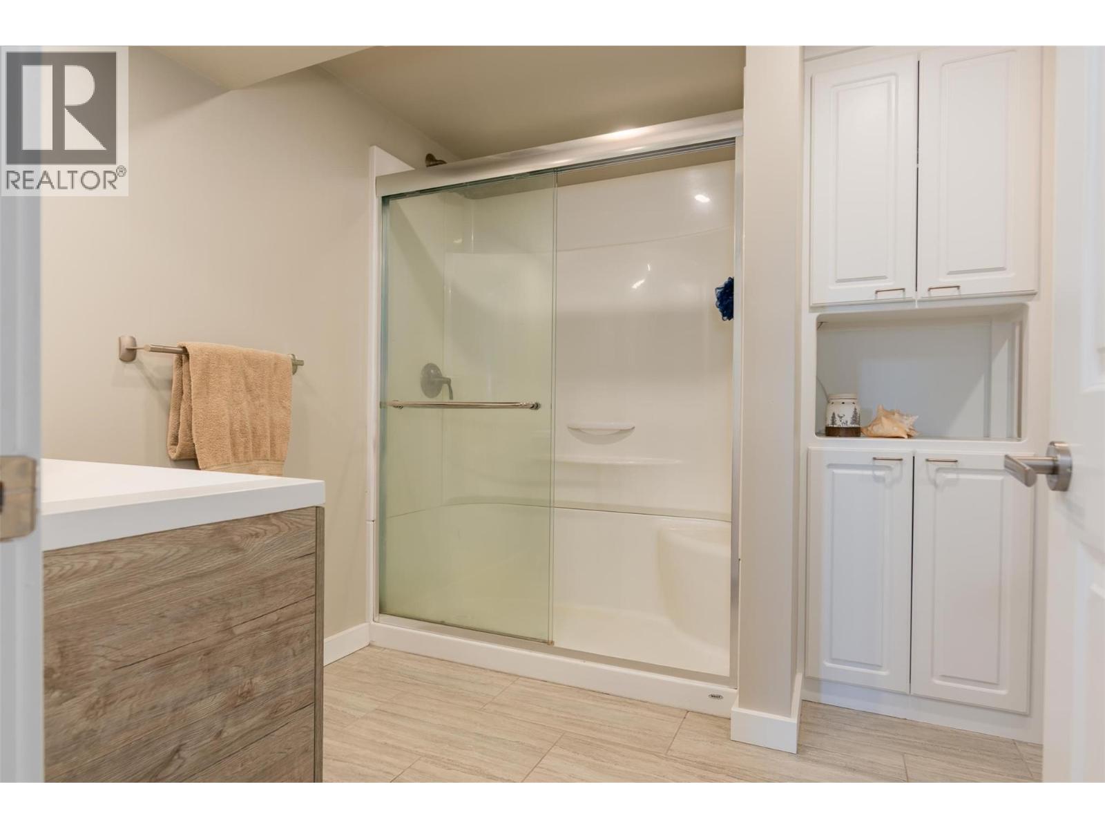 3725 Dogwood Drive, Trail, British Columbia  V1R 2V4 - Photo 19 - 10357865