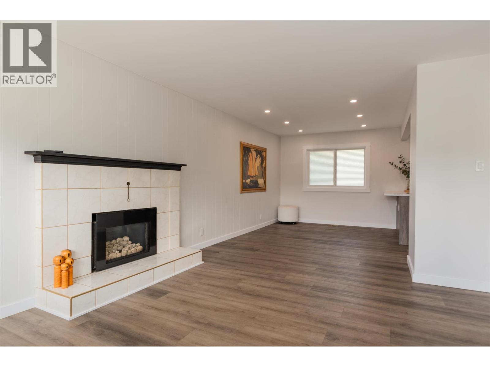 3725 Dogwood Drive, Trail, British Columbia  V1R 2V4 - Photo 10 - 10357865