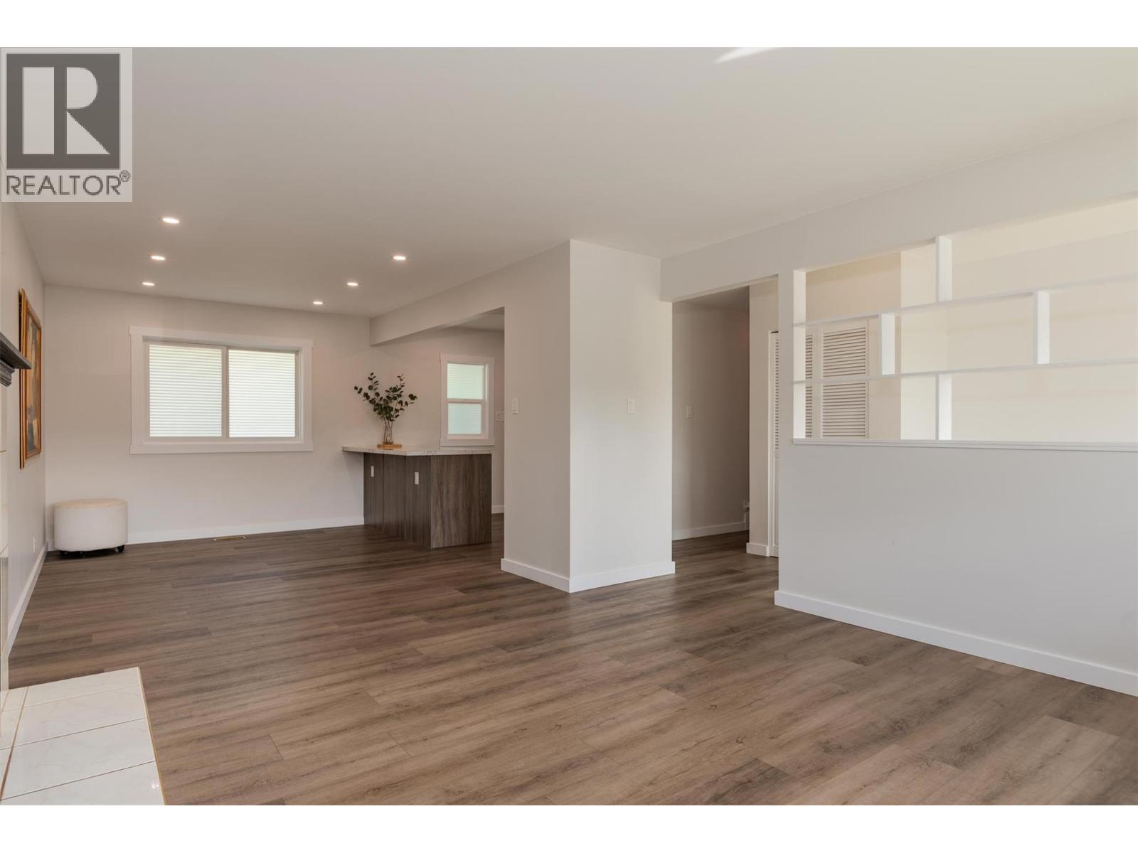 3725 Dogwood Drive, Trail, British Columbia  V1R 2V4 - Photo 12 - 10357865