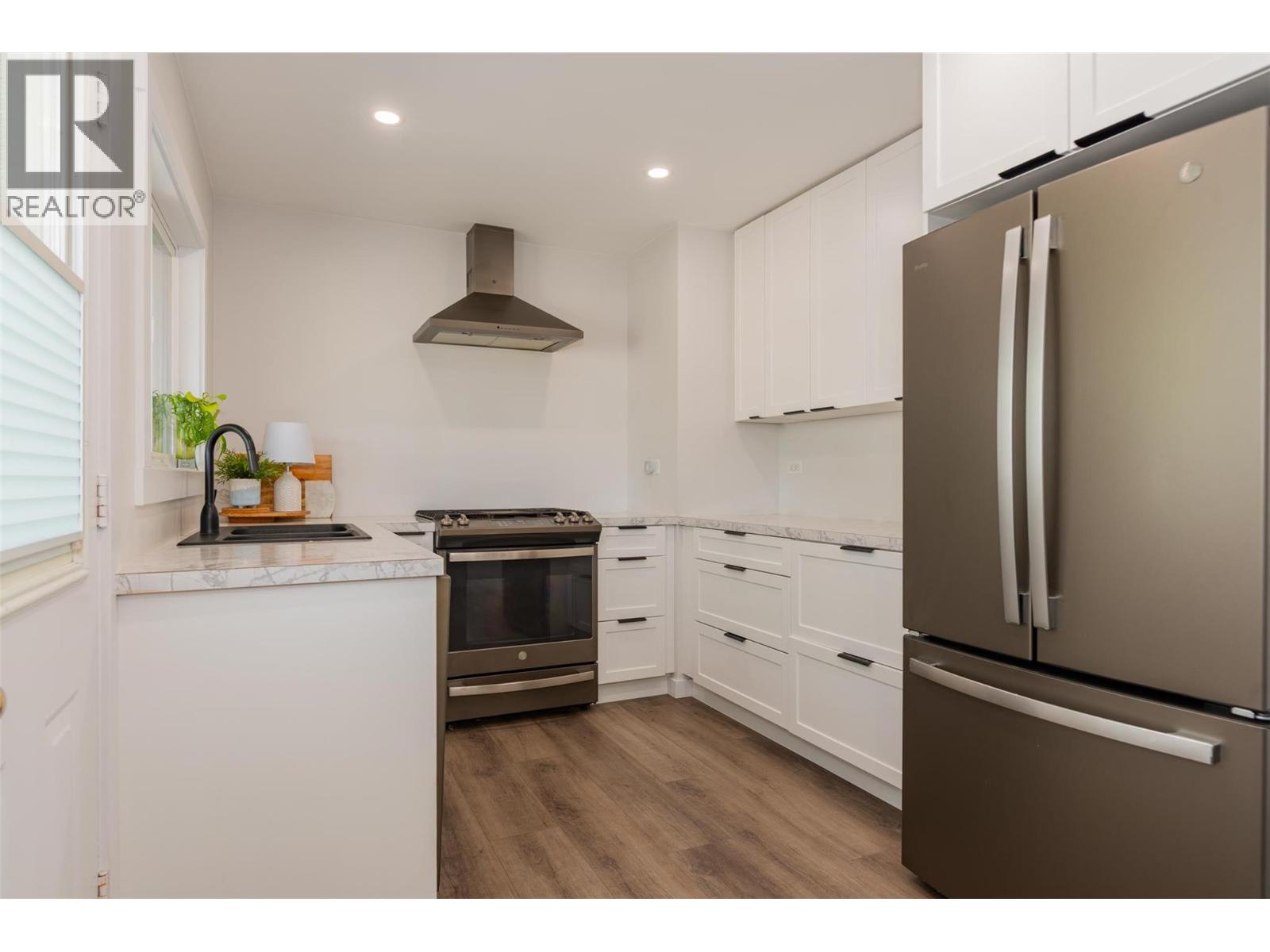 3725 Dogwood Drive, Trail, British Columbia  V1R 2V4 - Photo 17 - 10357865