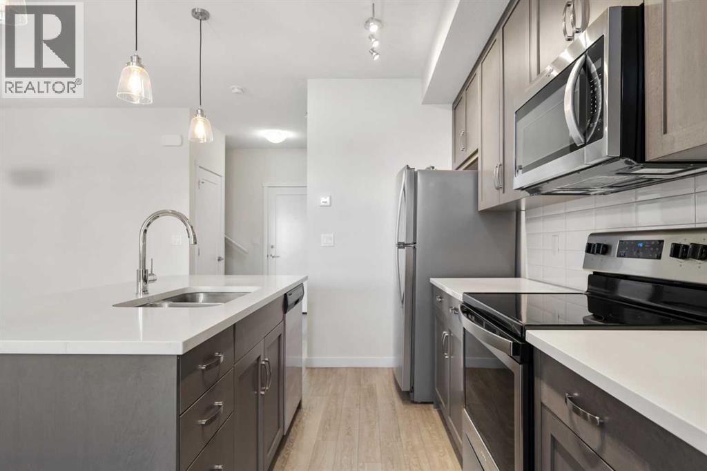 12, 30 Shawnee Common Sw, Calgary, Alberta  T2Y 0R1 - Photo 11 - A2242372