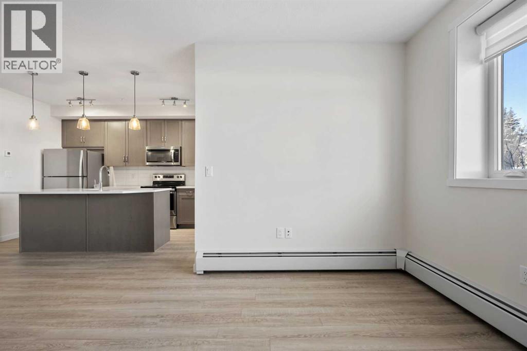 12, 30 Shawnee Common Sw, Calgary, Alberta  T2Y 0R1 - Photo 6 - A2242372