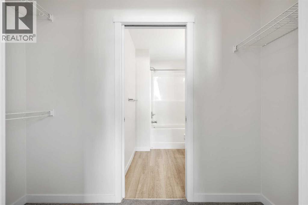 12, 30 Shawnee Common Sw, Calgary, Alberta  T2Y 0R1 - Photo 20 - A2242372