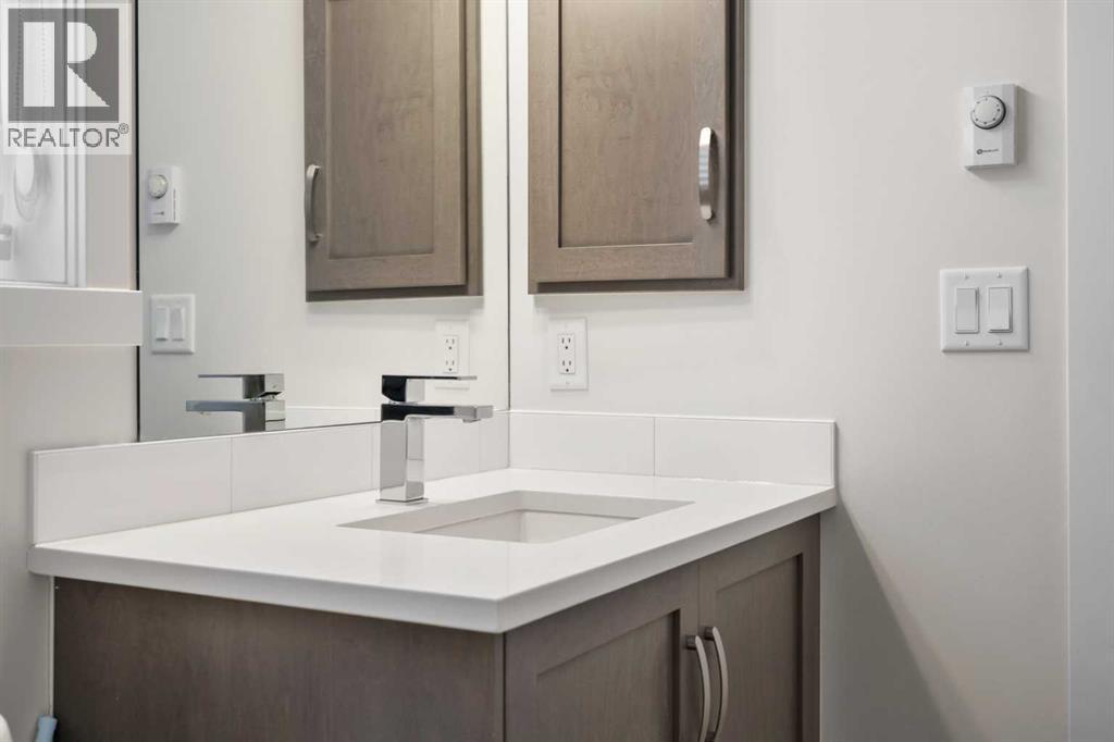 12, 30 Shawnee Common Sw, Calgary, Alberta  T2Y 0R1 - Photo 27 - A2242372