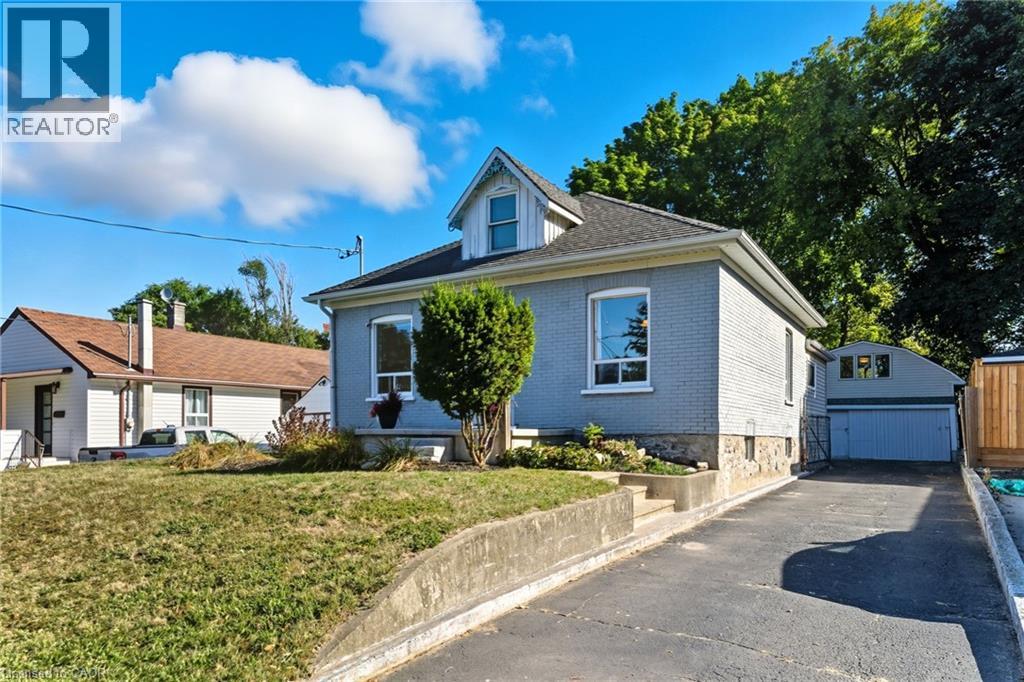 81 Beech Avenue, Cambridge, Ontario  N3C 1X6 - Photo 2 - 40768826