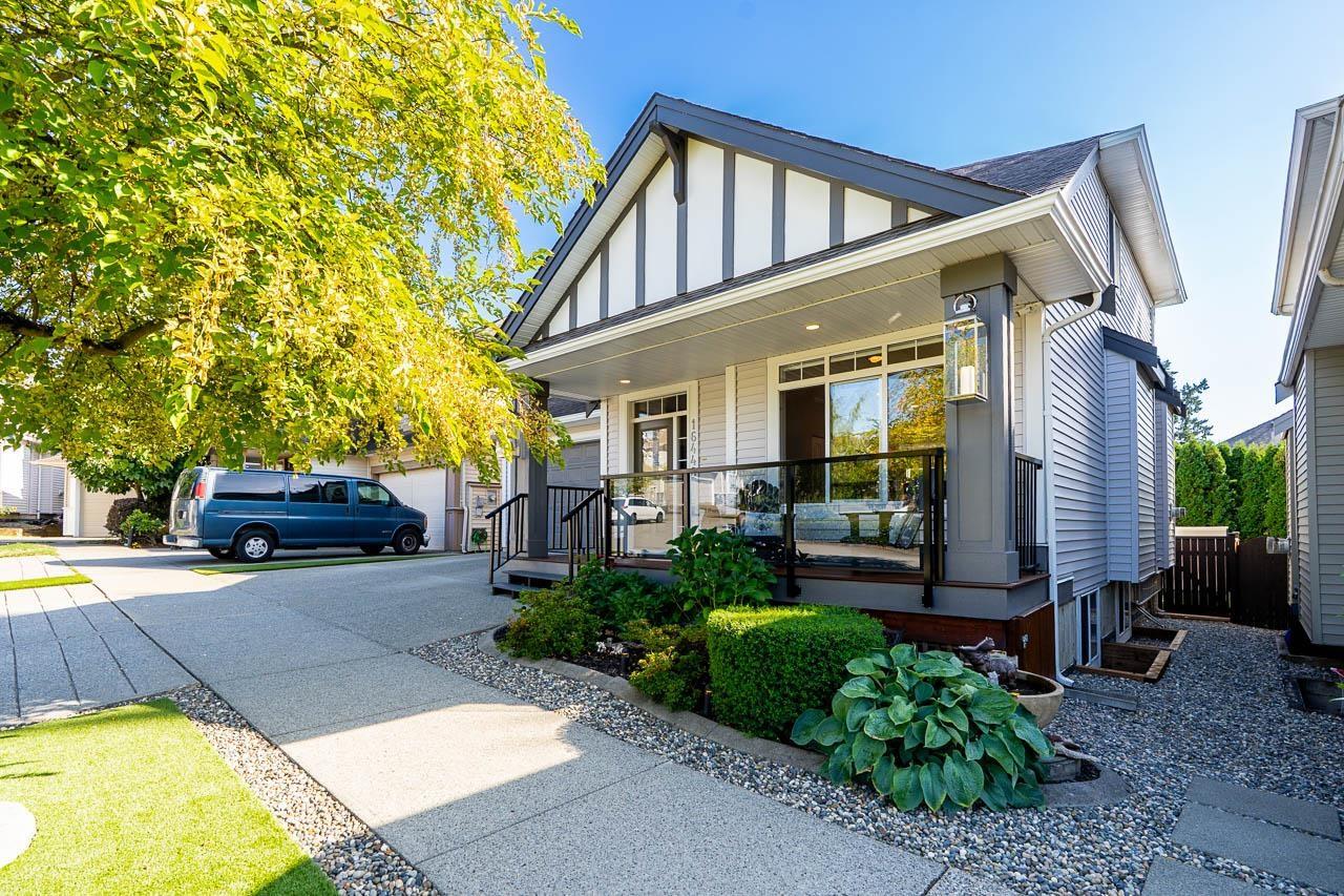 16448 59a Avenue, Surrey, British Columbia  V3S 6M6 - Photo 2 - R3048698