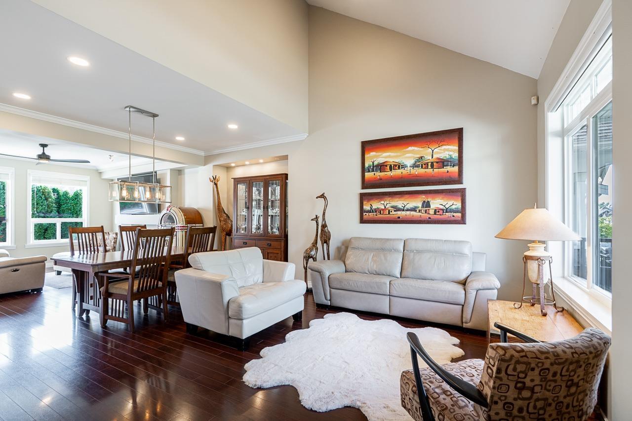 16448 59a Avenue, Surrey, British Columbia  V3S 6M6 - Photo 4 - R3048698