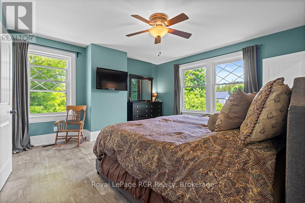 136 Queen Street W, South Bruce Peninsula, Ontario  N0H 1P0 - Photo 22 - X12357722