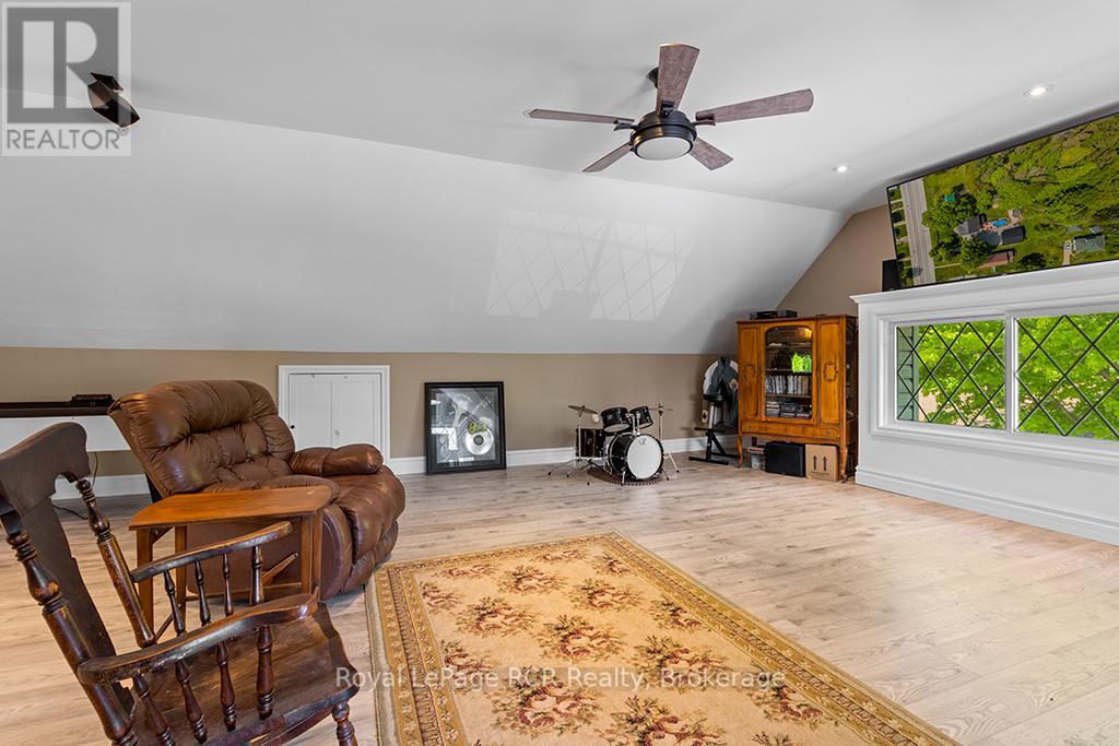 136 Queen Street W, South Bruce Peninsula, Ontario  N0H 1P0 - Photo 33 - X12357722