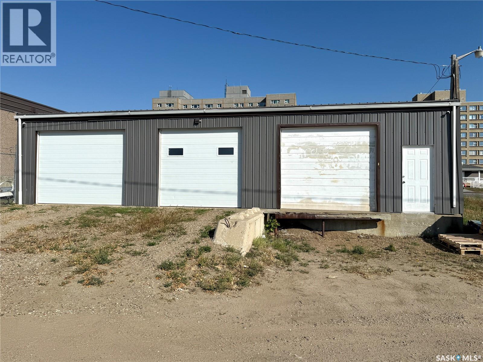 1161 98th Street, North Battleford, Saskatchewan  S9A 0L7 - Photo 3 - SK018630