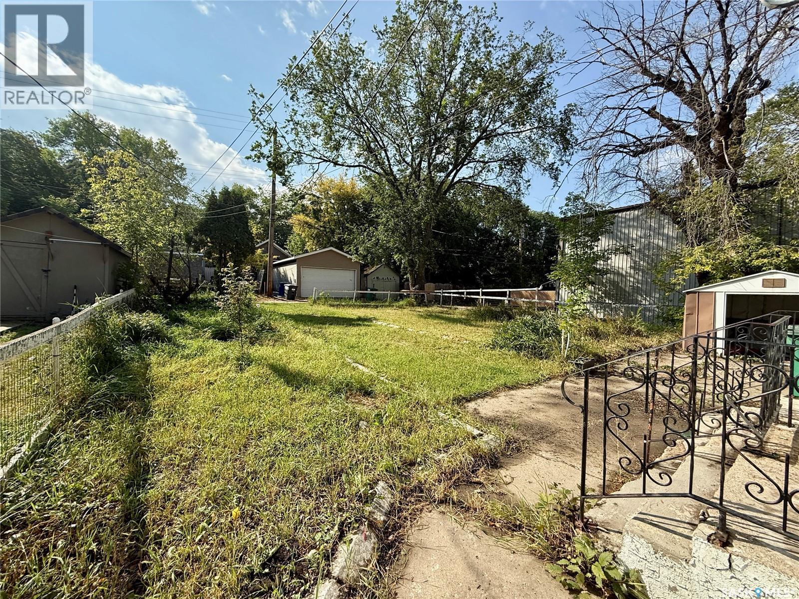 807 29th Street W, Saskatoon, Saskatchewan  S7L 0N2 - Photo 12 - SK018487