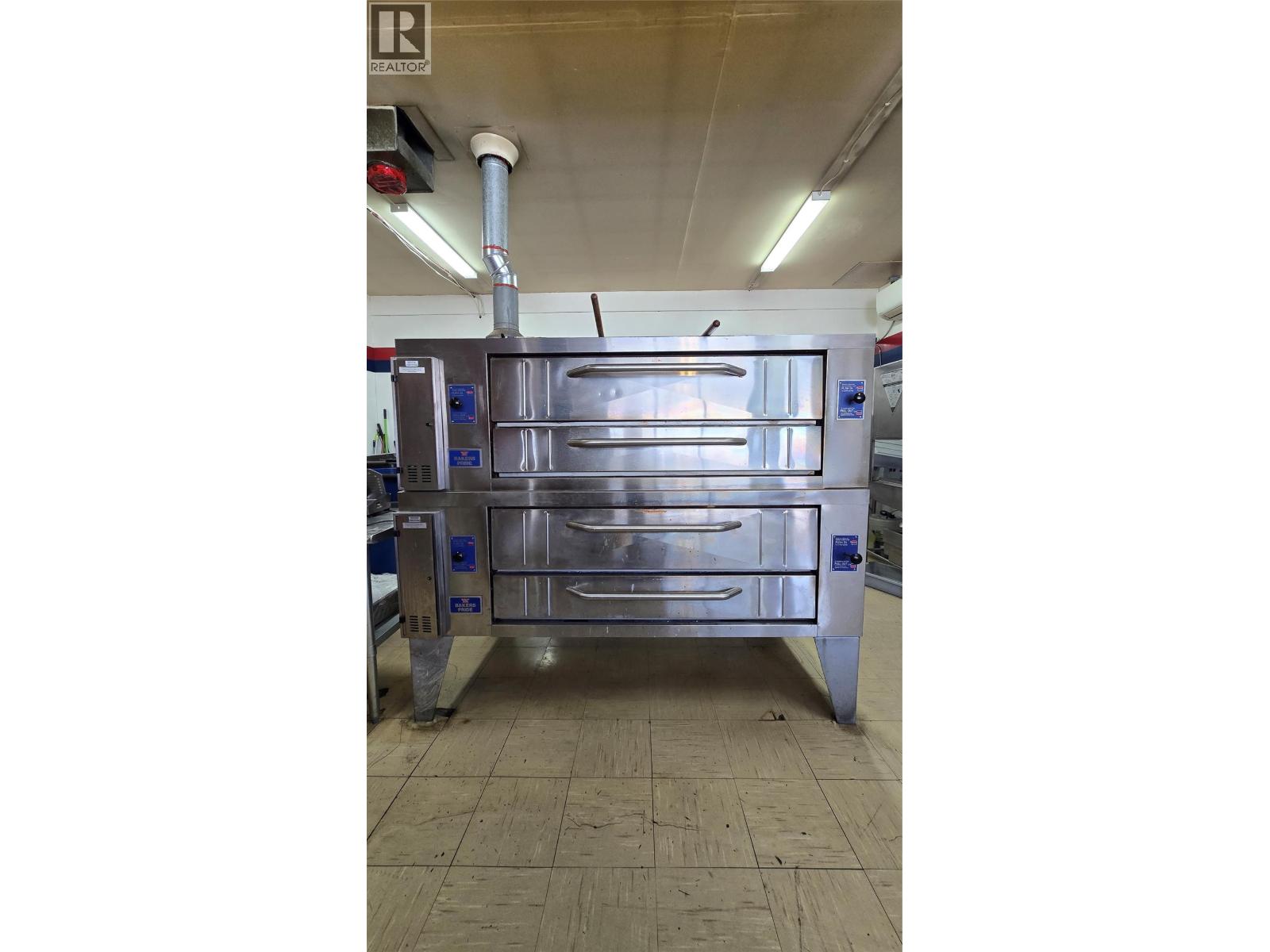 3130 29 Avenue, Vernon, British Columbia  V1T 1Z1 - Photo 4 - 10362566