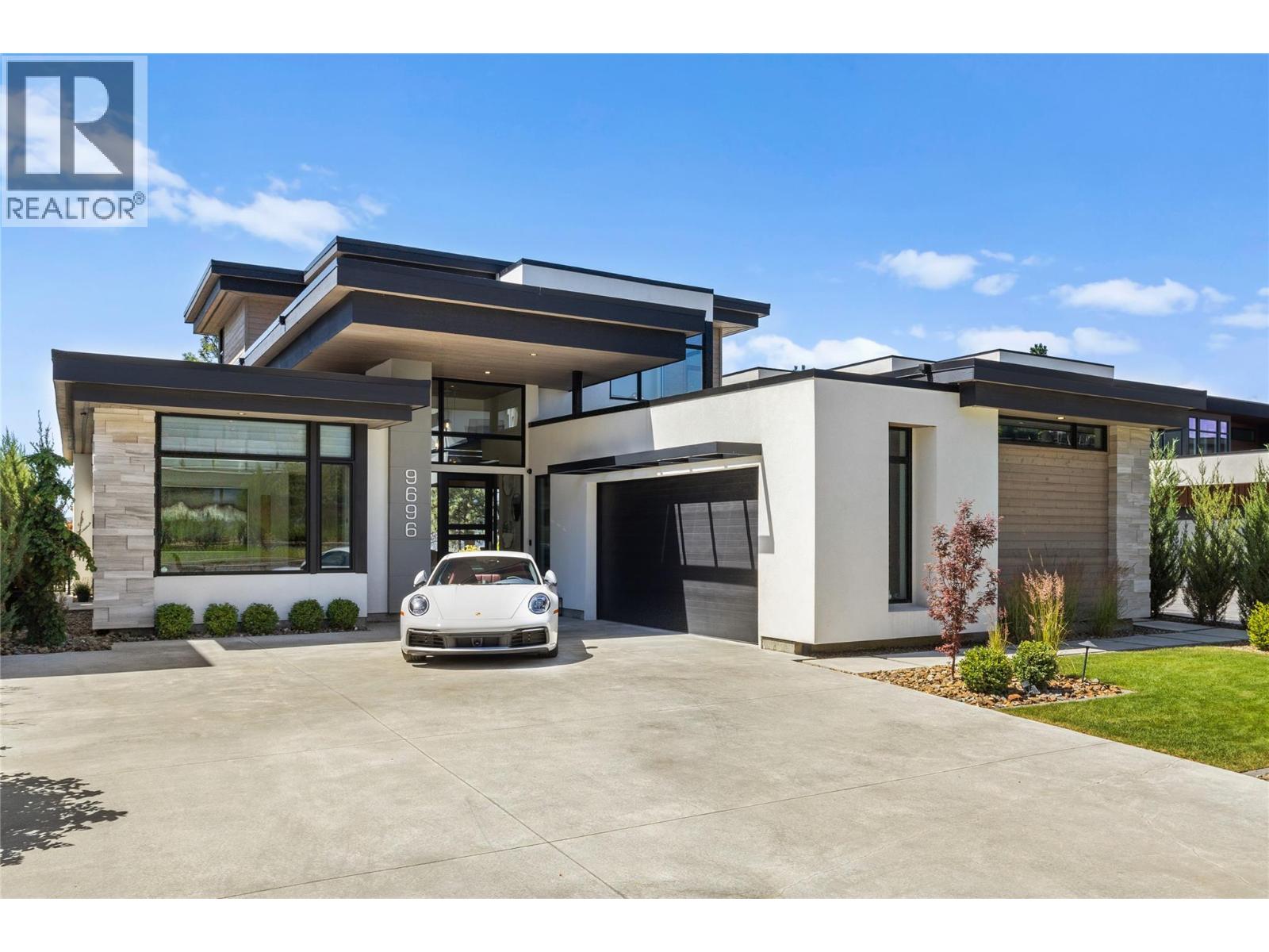 9696 Benchland Drive, Lake Country, British Columbia
