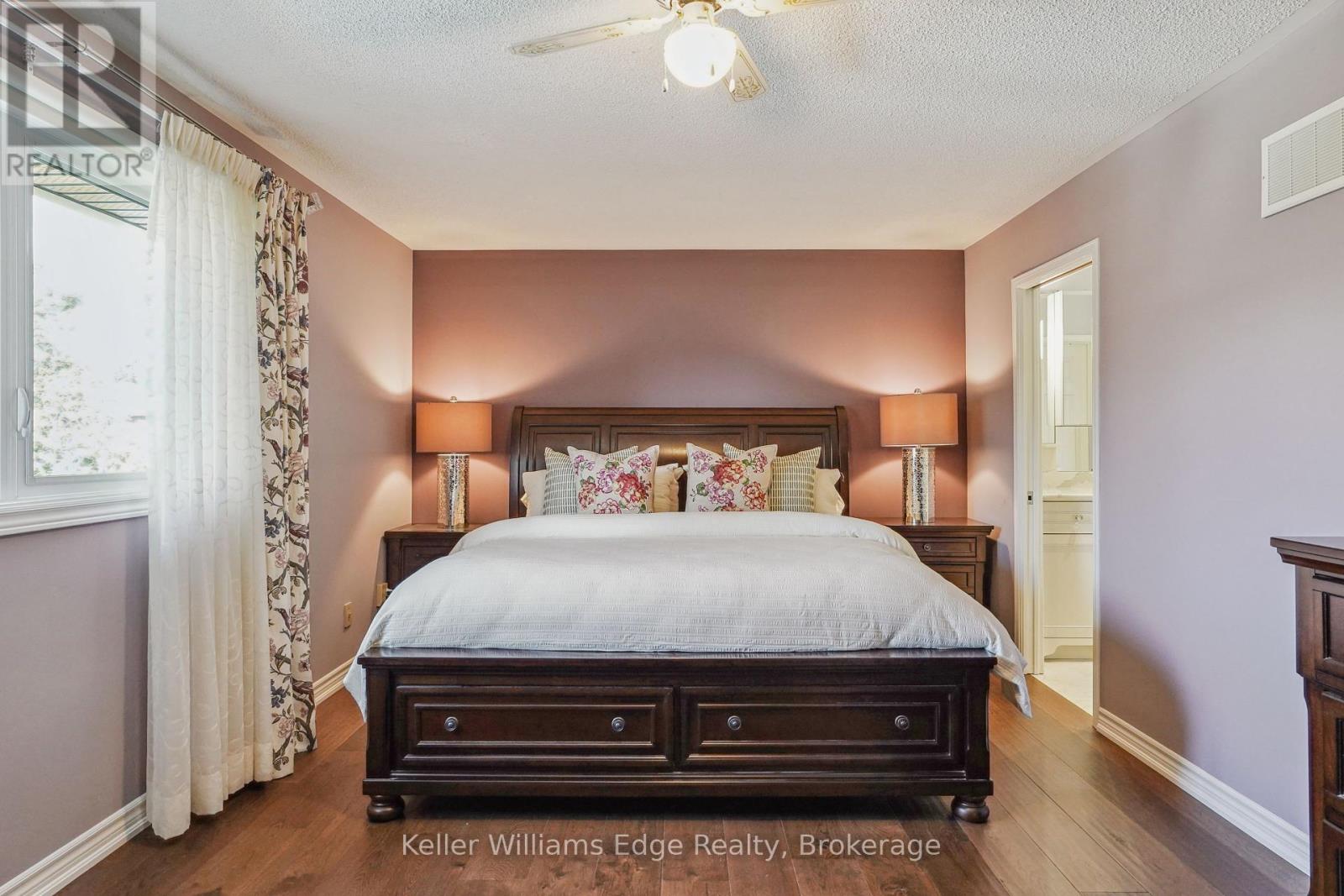 1121 Manor Road, Oakville, Ontario  L6M 1G3 - Photo 21 - W12261325