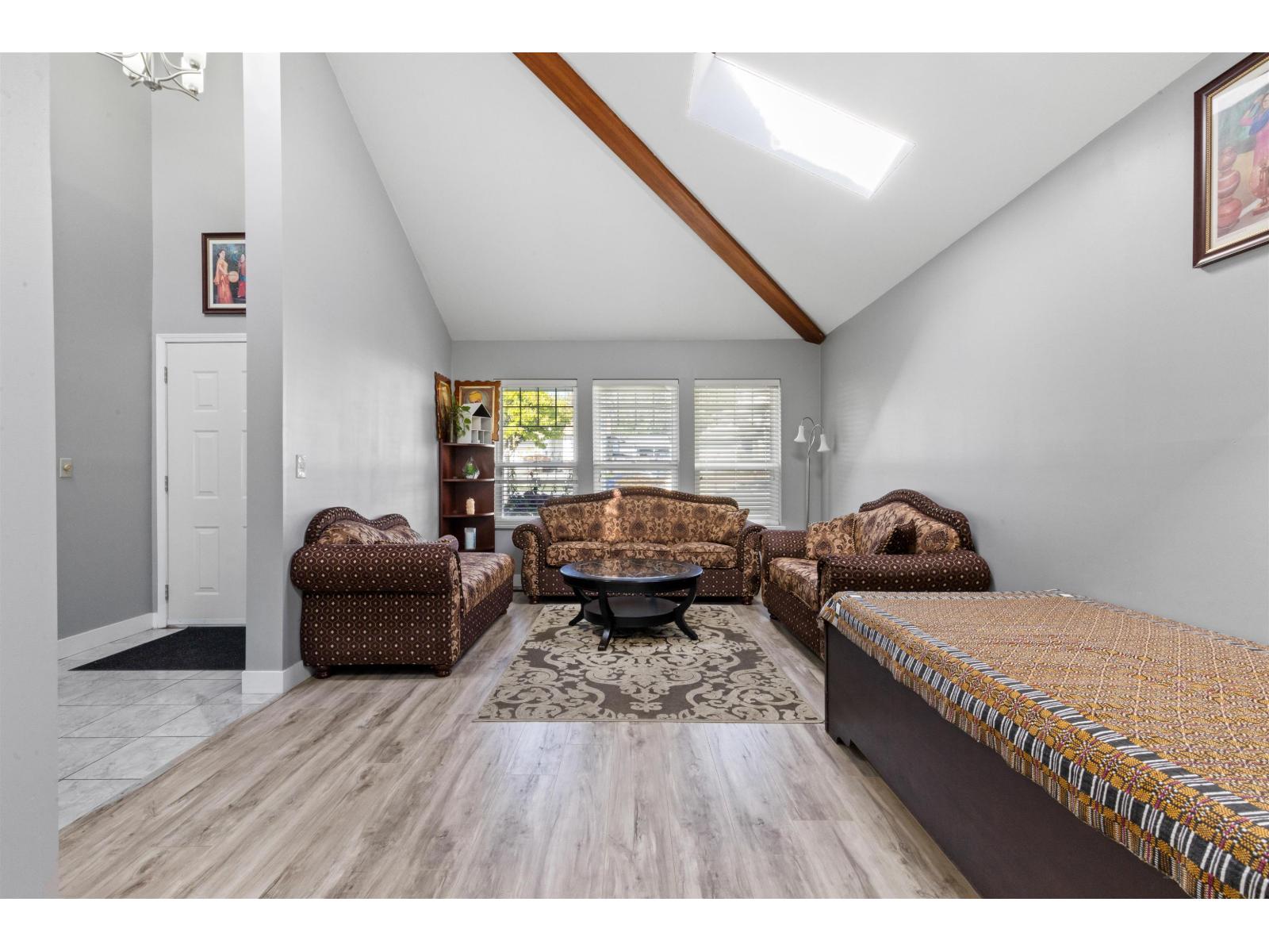13278 98 Avenue, Surrey, British Columbia  V3T 5M9 - Photo 5 - R3048598
