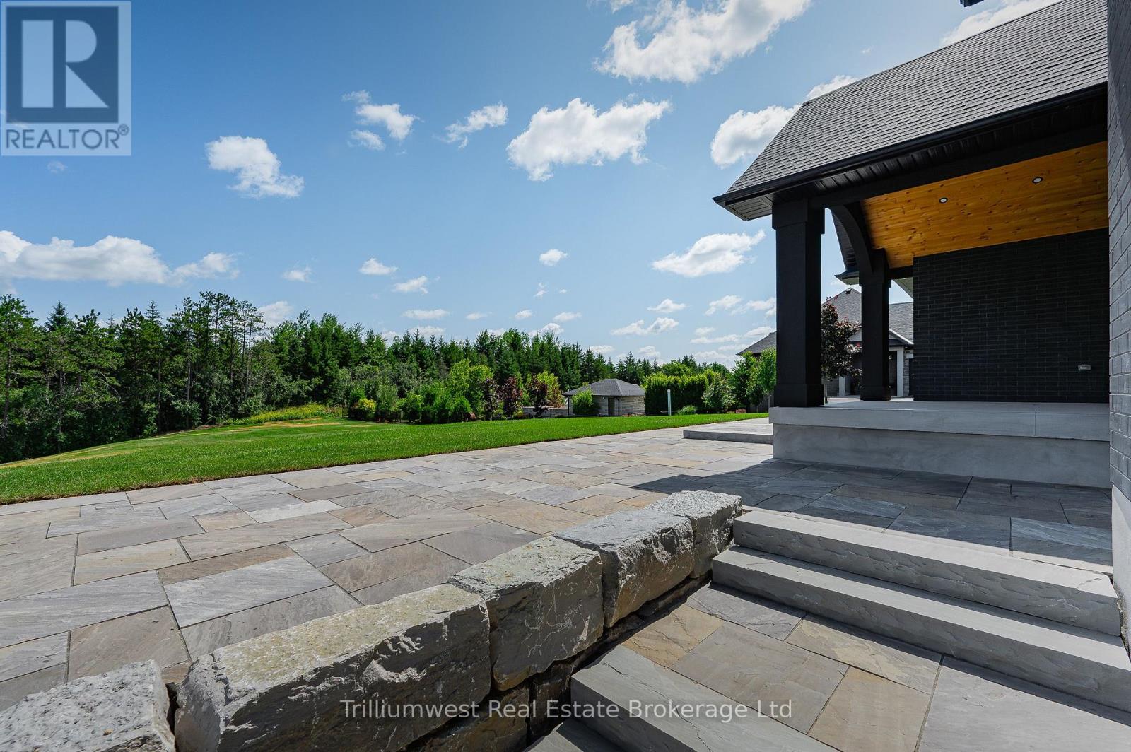 10 Inverhill Road, Centre Wellington, Ontario  N0B 1B0 - Photo 40 - X12409677