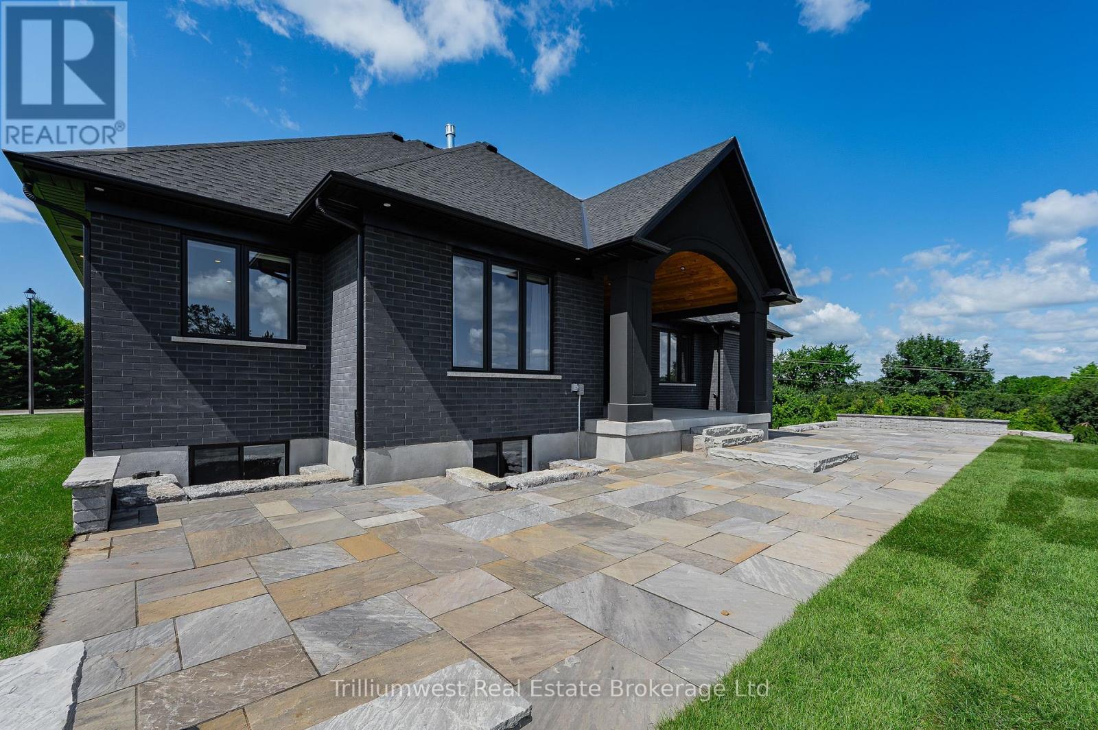 10 Inverhill Road, Centre Wellington, Ontario  N0B 1B0 - Photo 42 - X12409677
