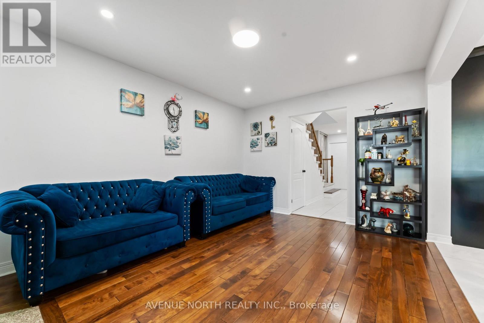 33 Sarrazin Way, Ottawa, Ontario  K2J 4A5 - Photo 10 - X12409609