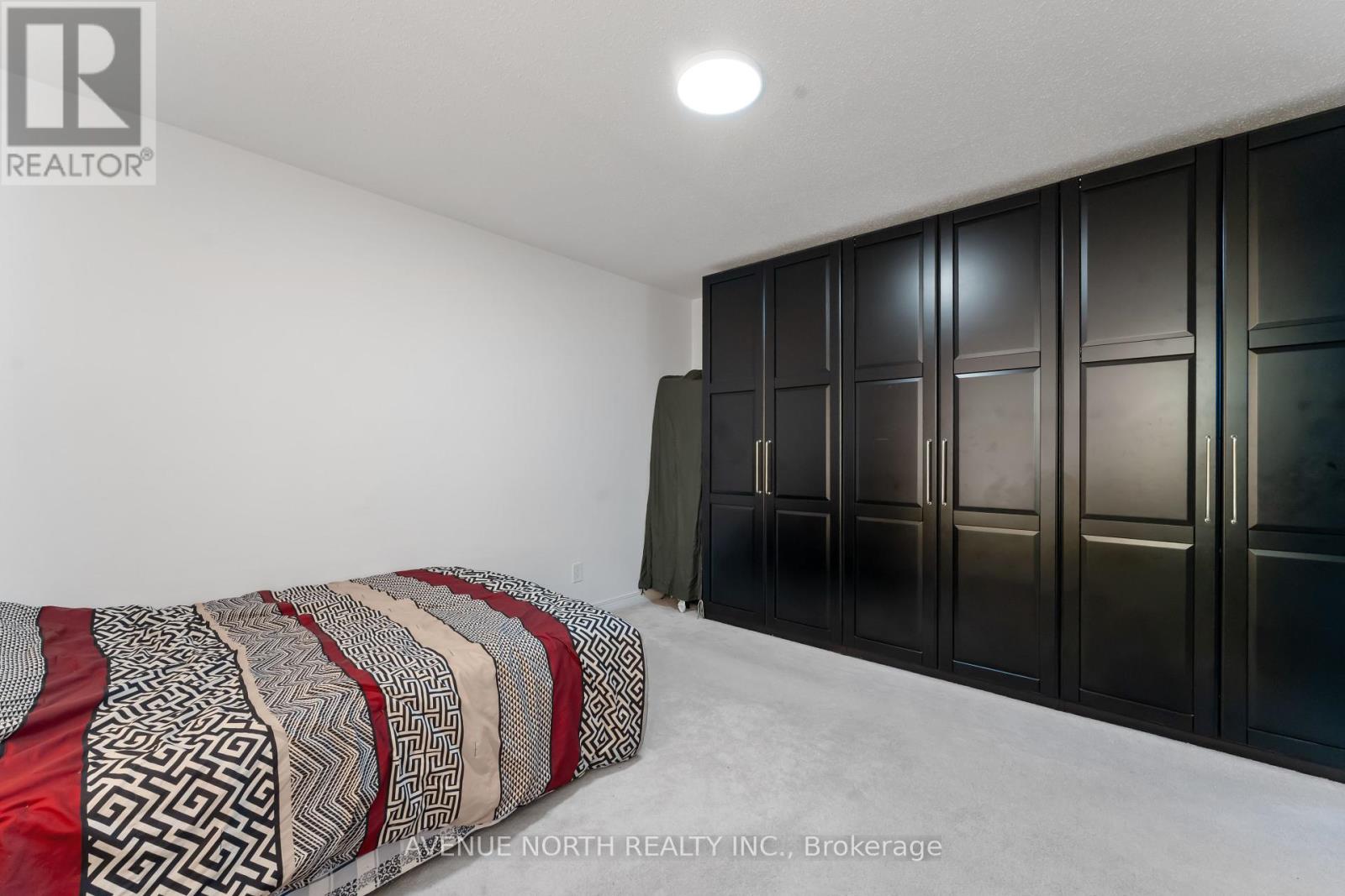 33 Sarrazin Way, Ottawa, Ontario  K2J 4A5 - Photo 15 - X12409609
