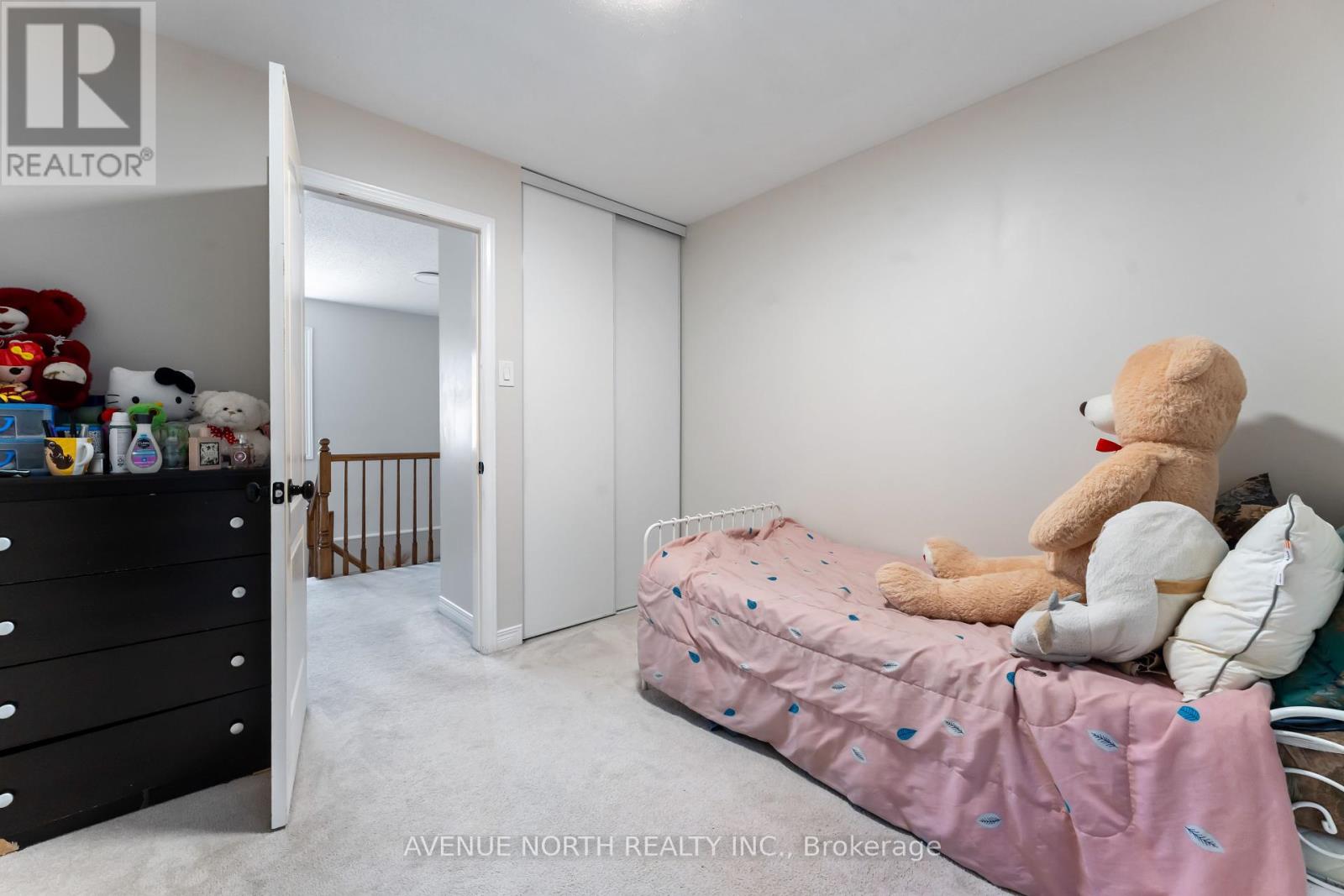 33 Sarrazin Way, Ottawa, Ontario  K2J 4A5 - Photo 17 - X12409609